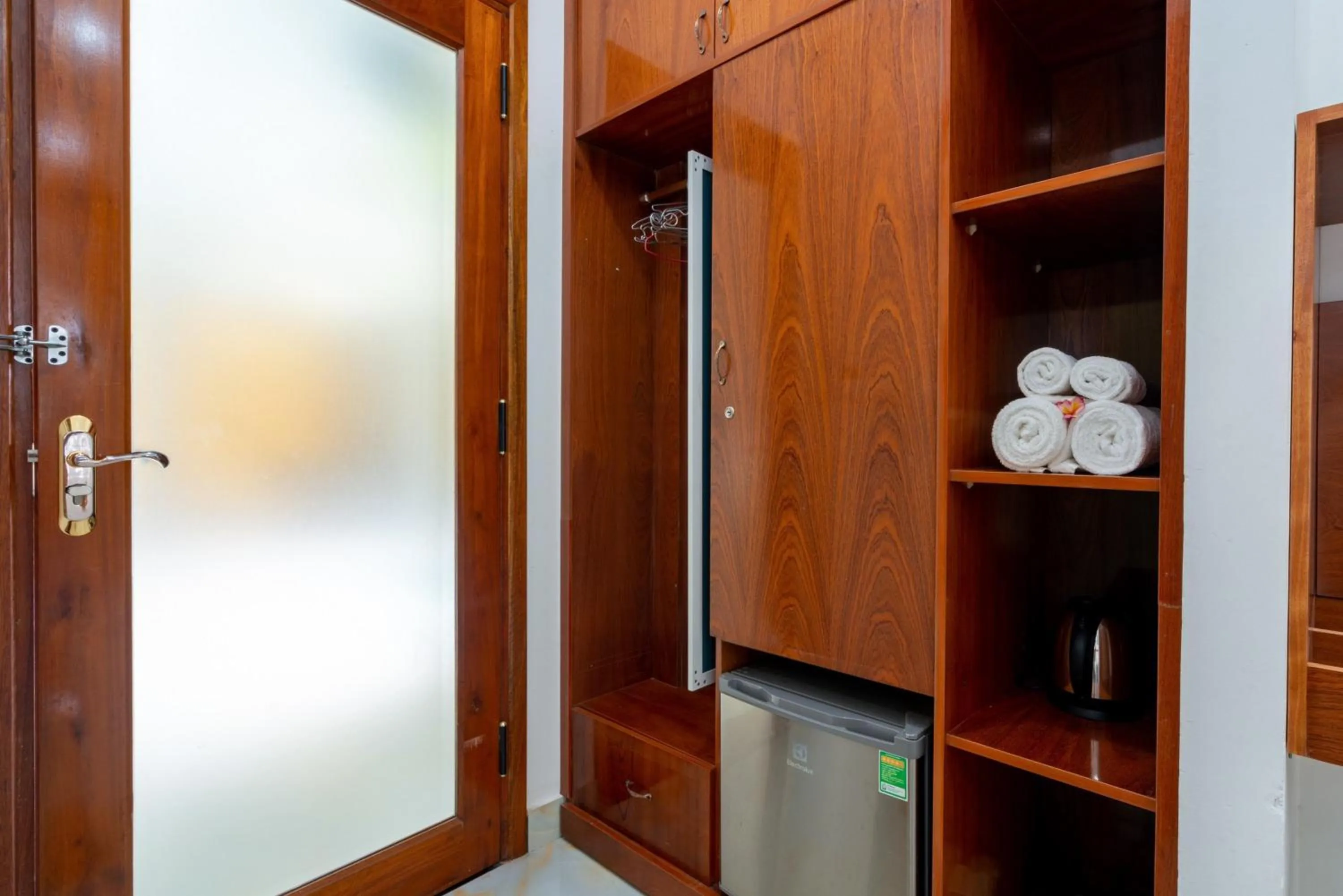 wardrobe in Villa Lake Shore Hoi An