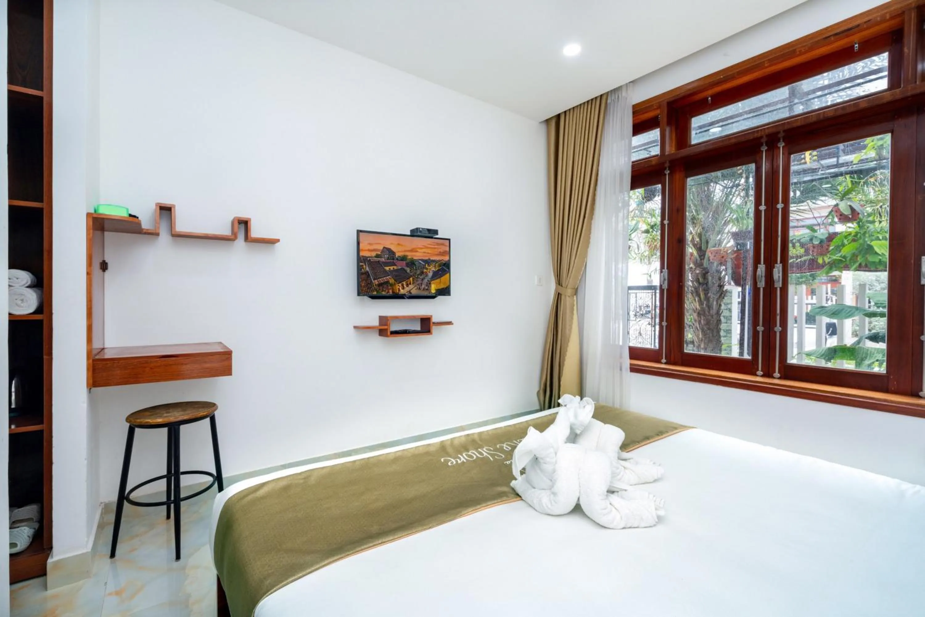 Bedroom, Bed in Villa Lake Shore Hoi An