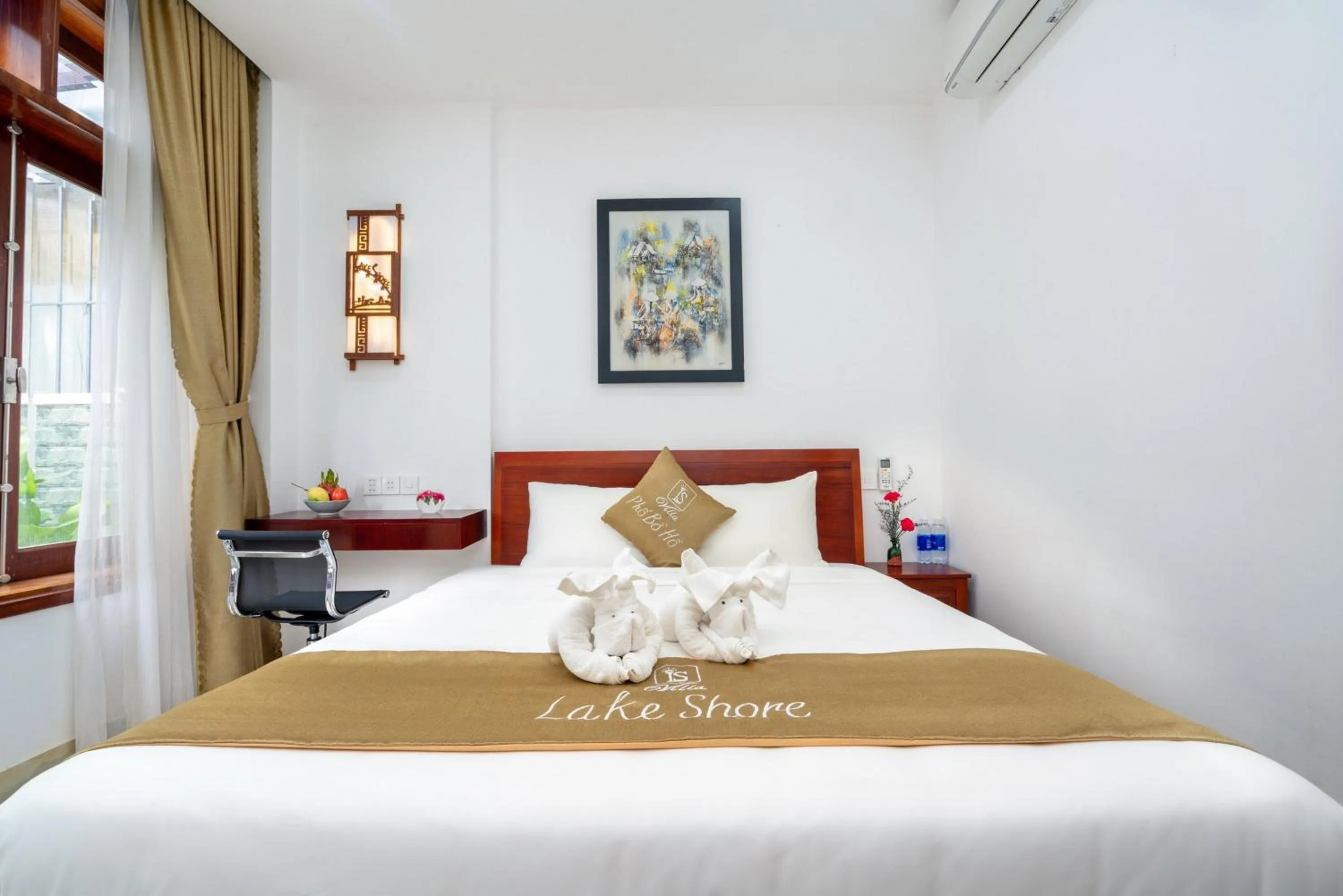 Bedroom, Bed in Villa Lake Shore Hoi An