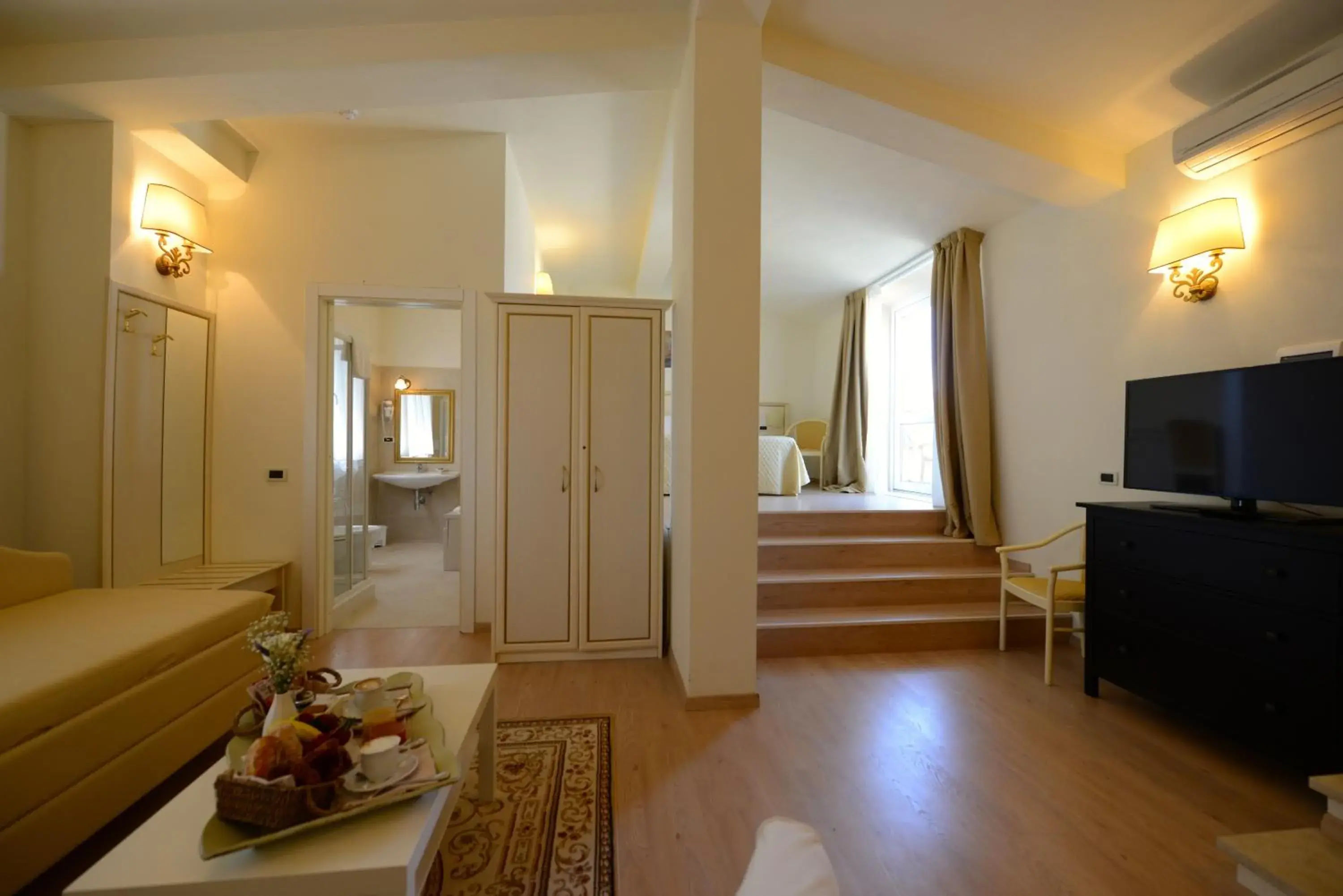 Photo of the whole room in Hotel Viscardo Photo of the whole room in Hotel Viscardo