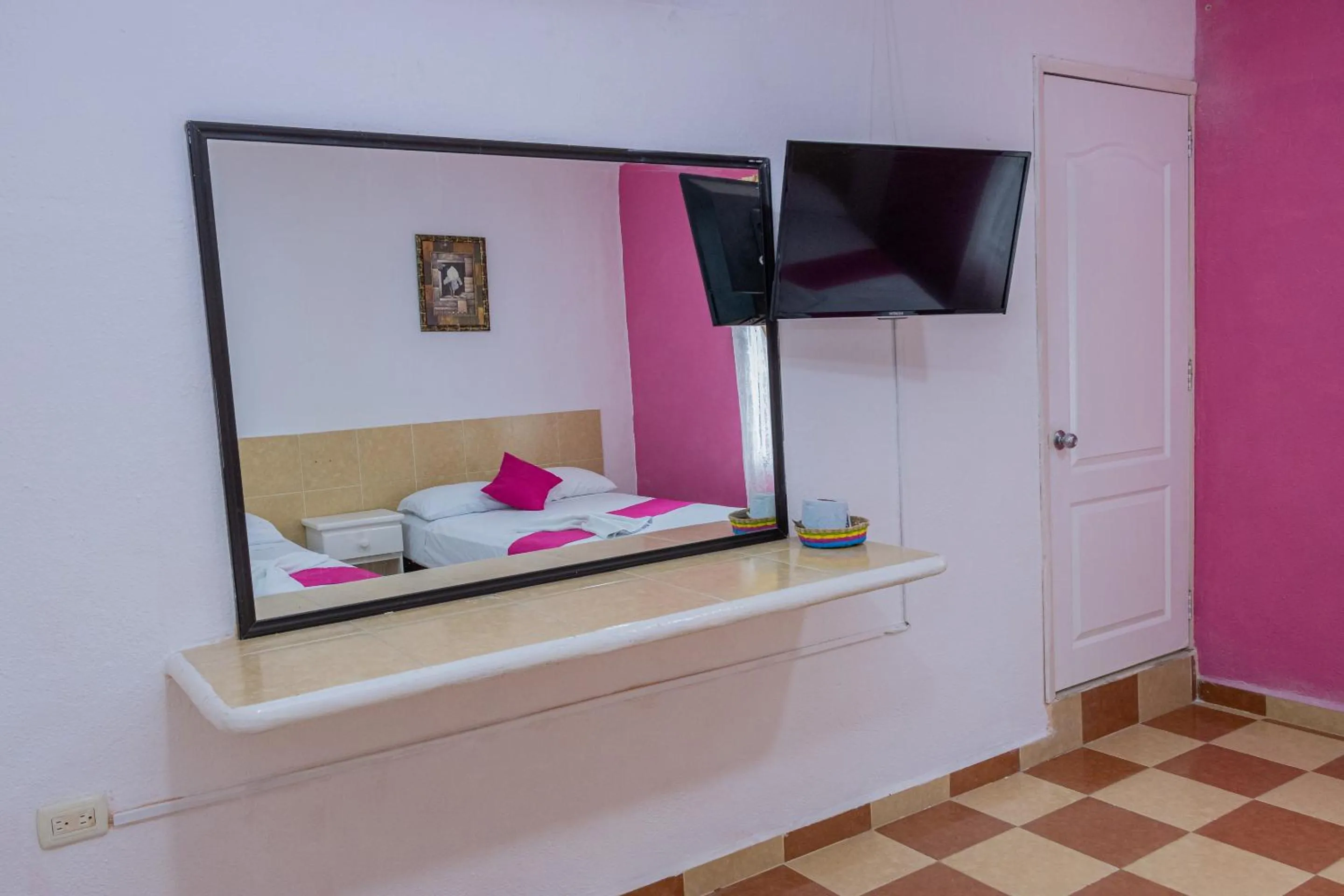 Bedroom, Bed in OYO Hotel Marías,Aeropuerto Internacional de Chetumal