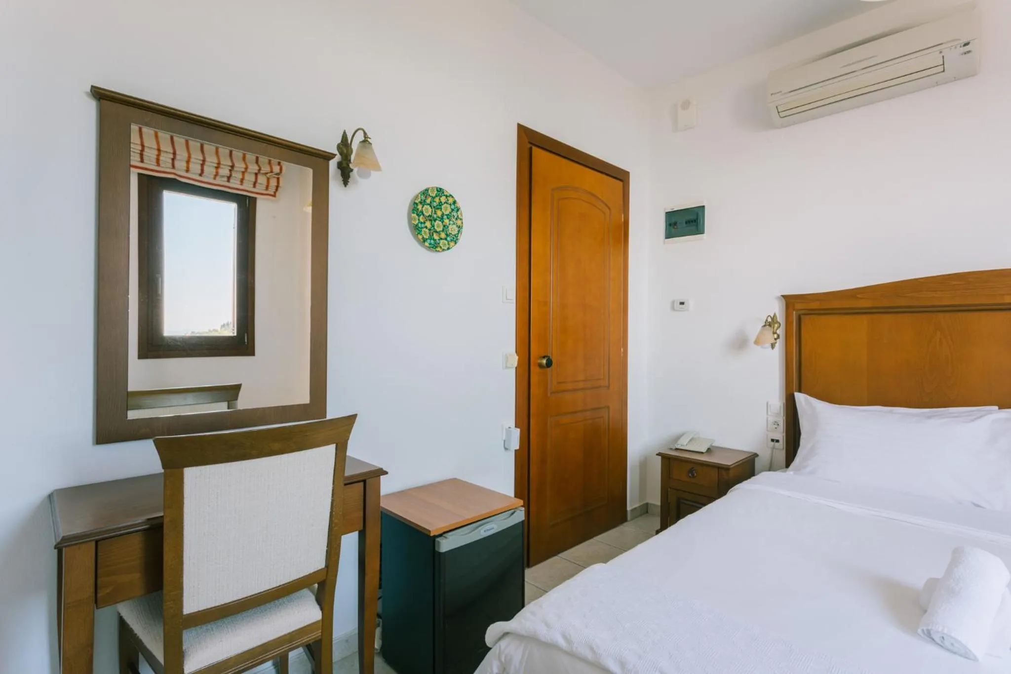 Bedroom, Bed in Archontiko Anemos