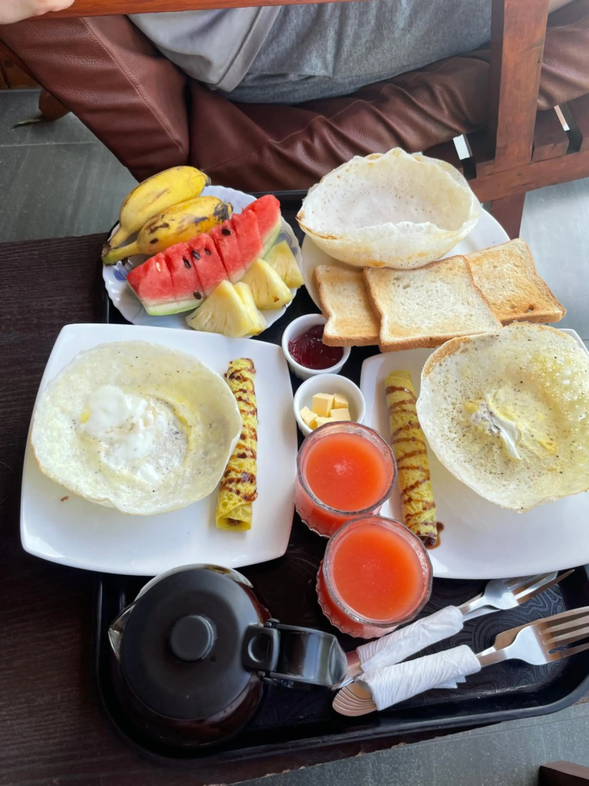 Breakfast in Country Homes