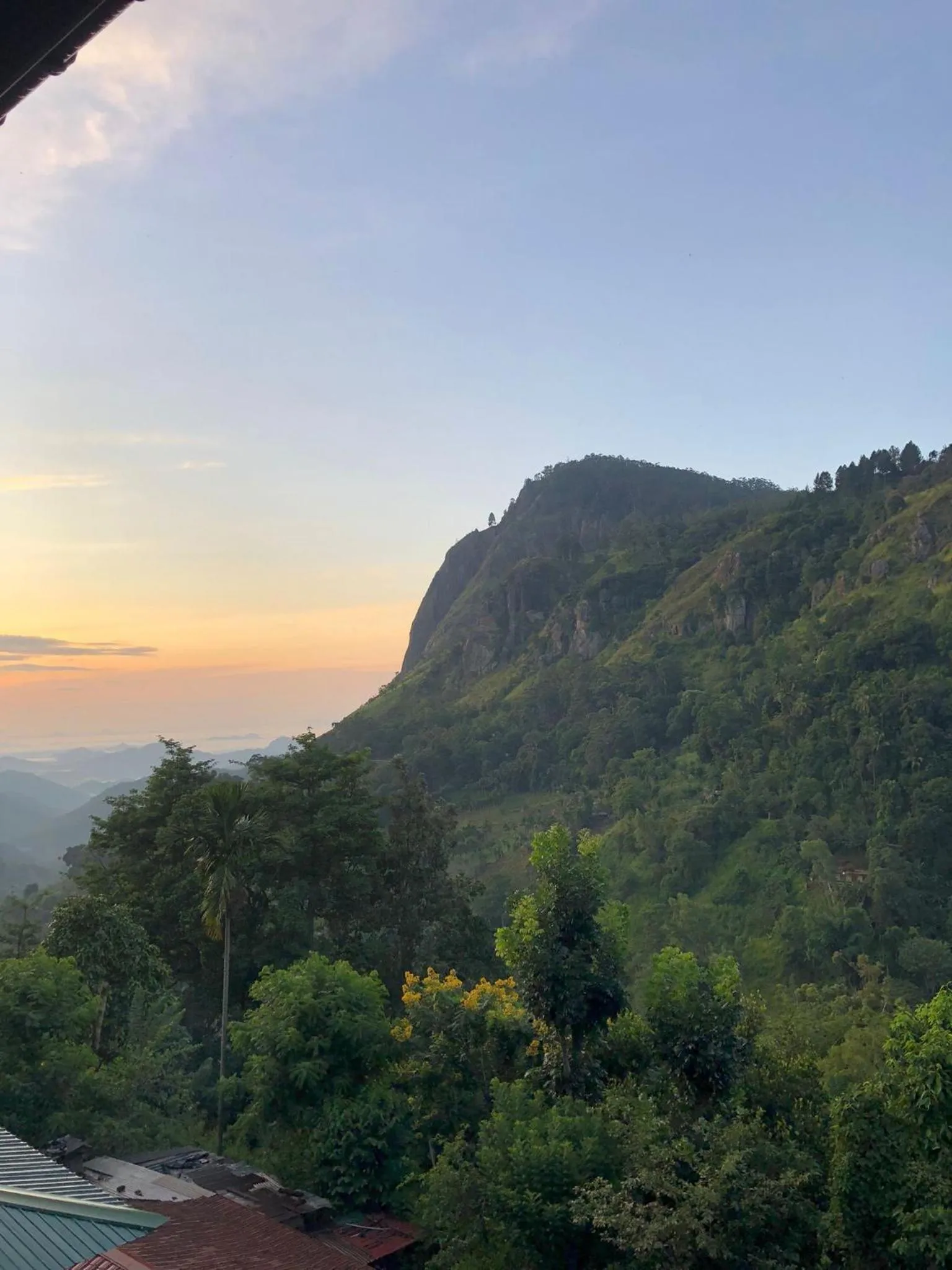 Mountain view in Country Homes