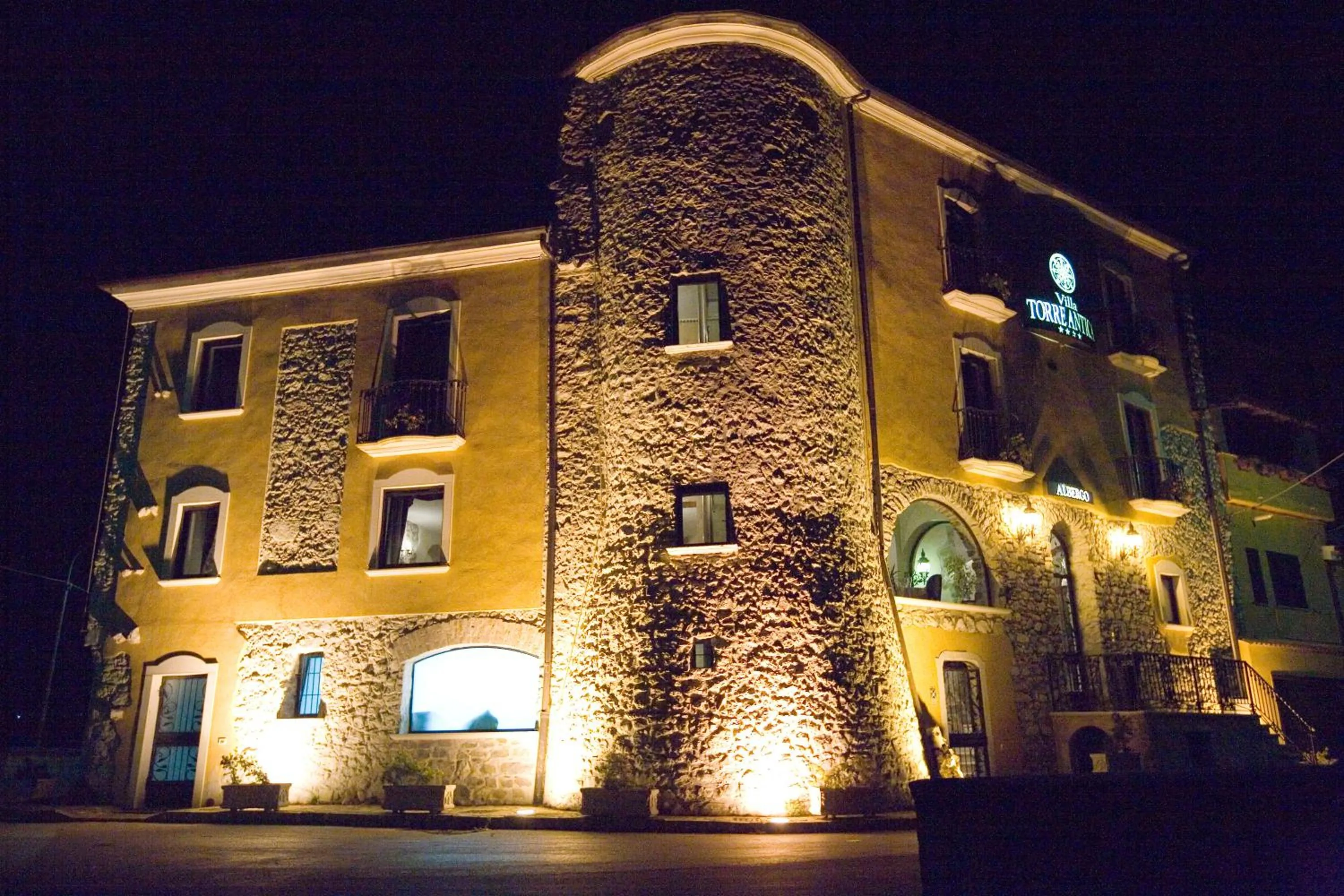 Facade/entrance in Hotel Villa Torre Antica