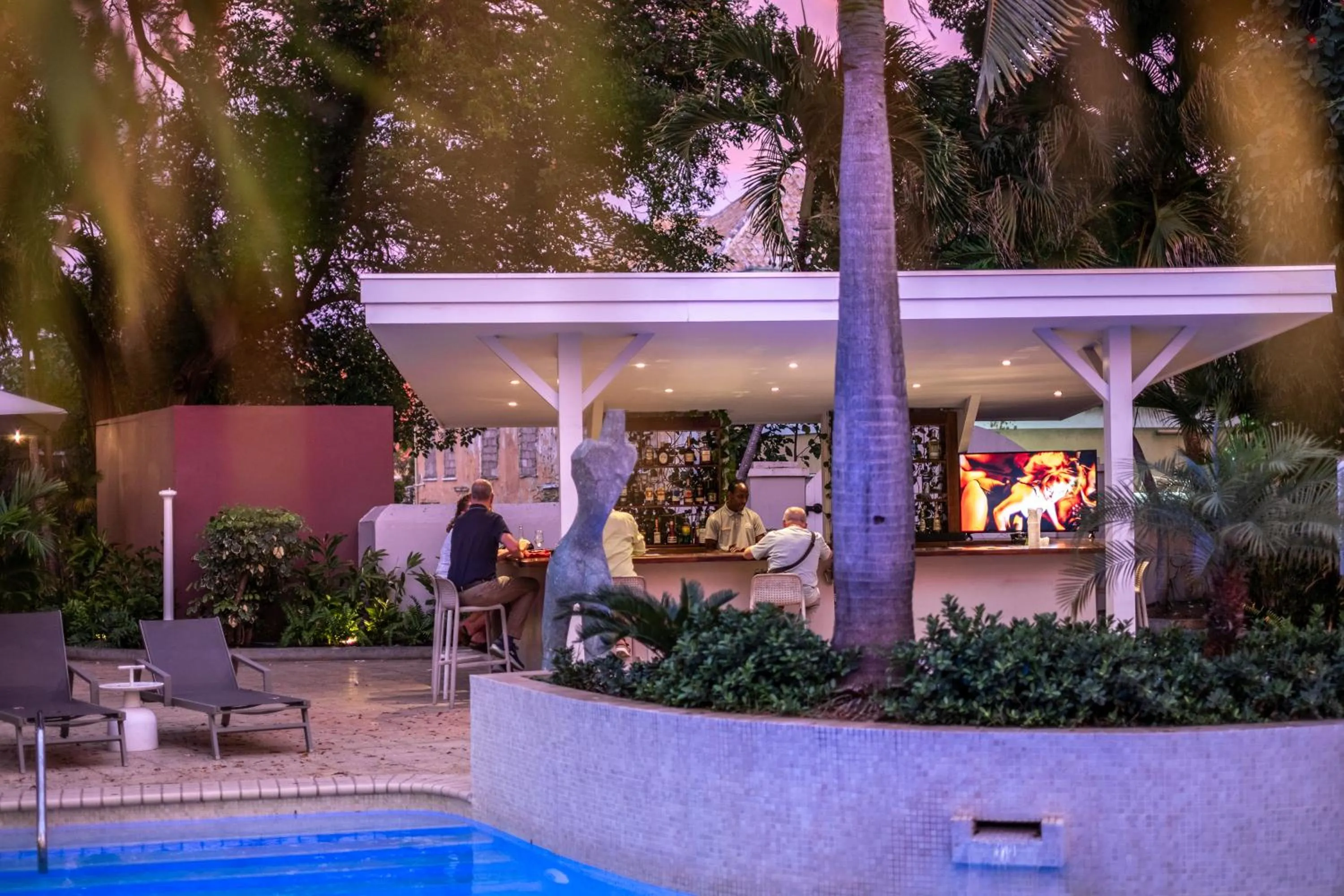 Lounge or bar in Kura Botanica Hotel