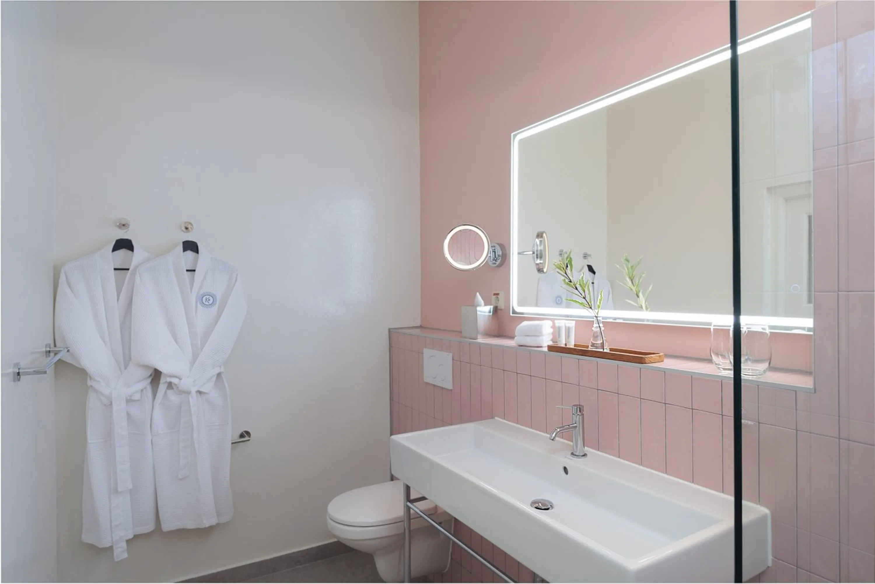 Bathroom in Kura Botanica Hotel