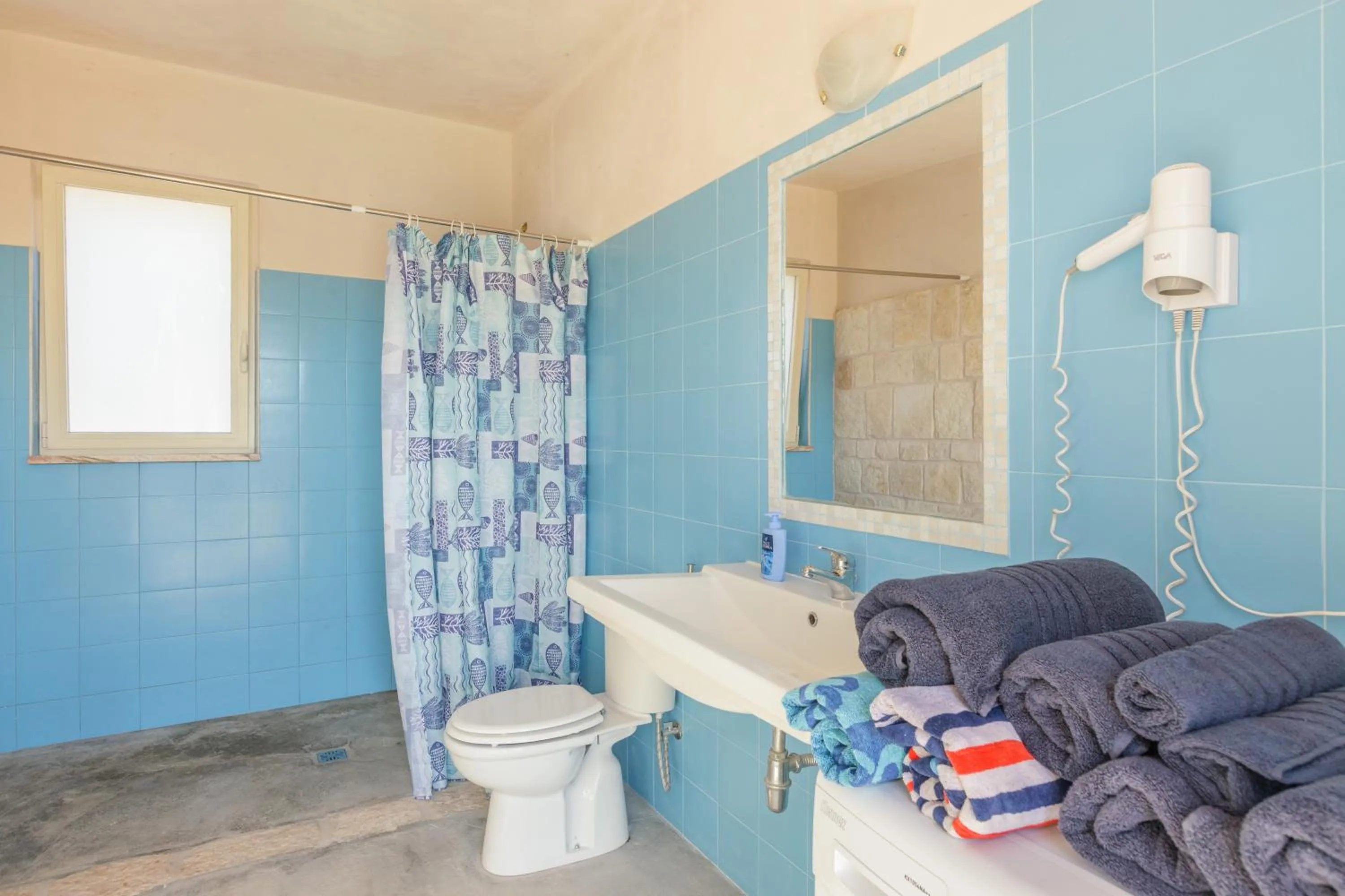 Shower in Casolare Lodedo