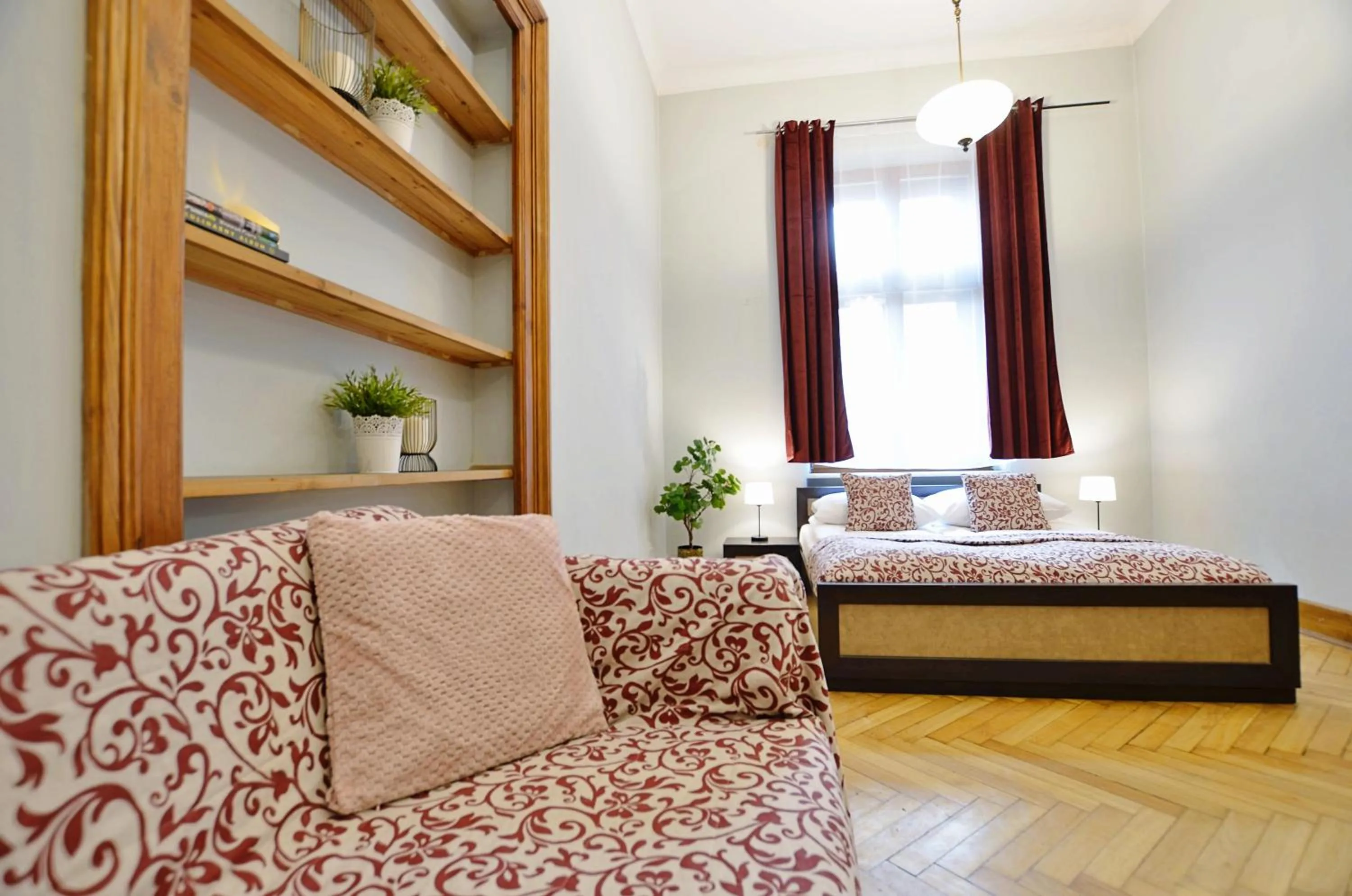 Bed in P&J Apartments Floriańska