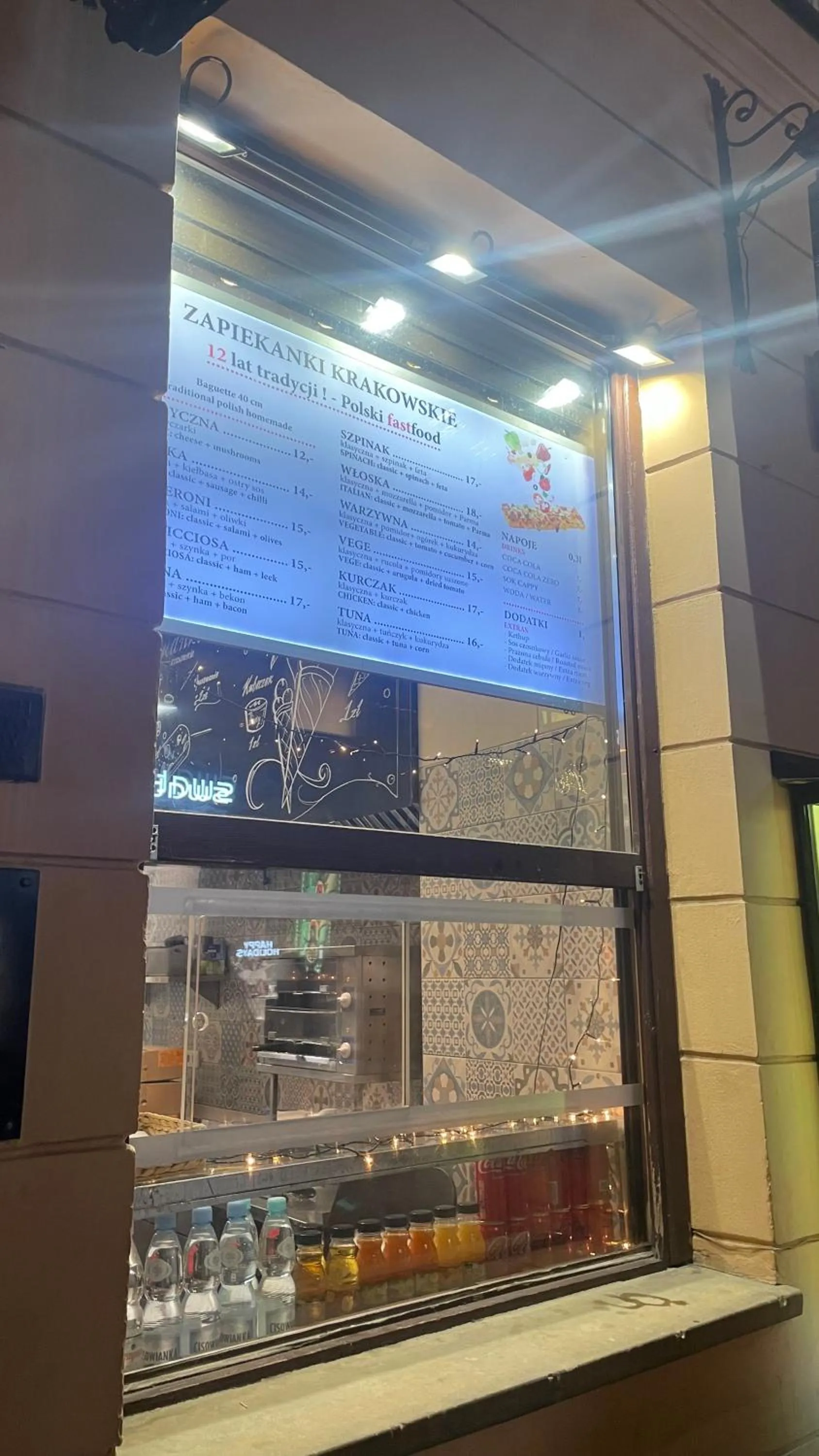 Restaurant/places to eat in P&J Apartments Floriańska