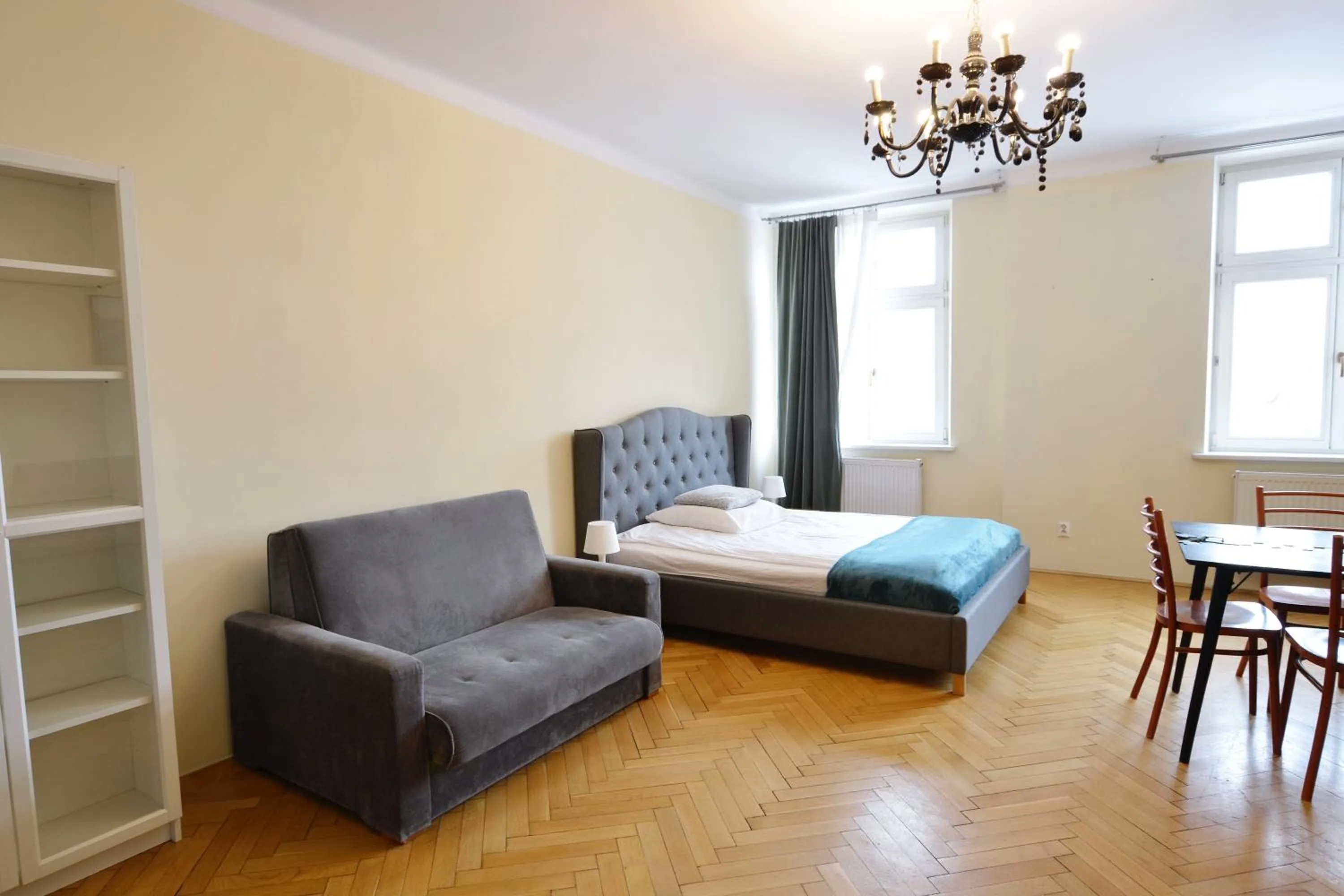 Bed in P&J Apartments Floriańska