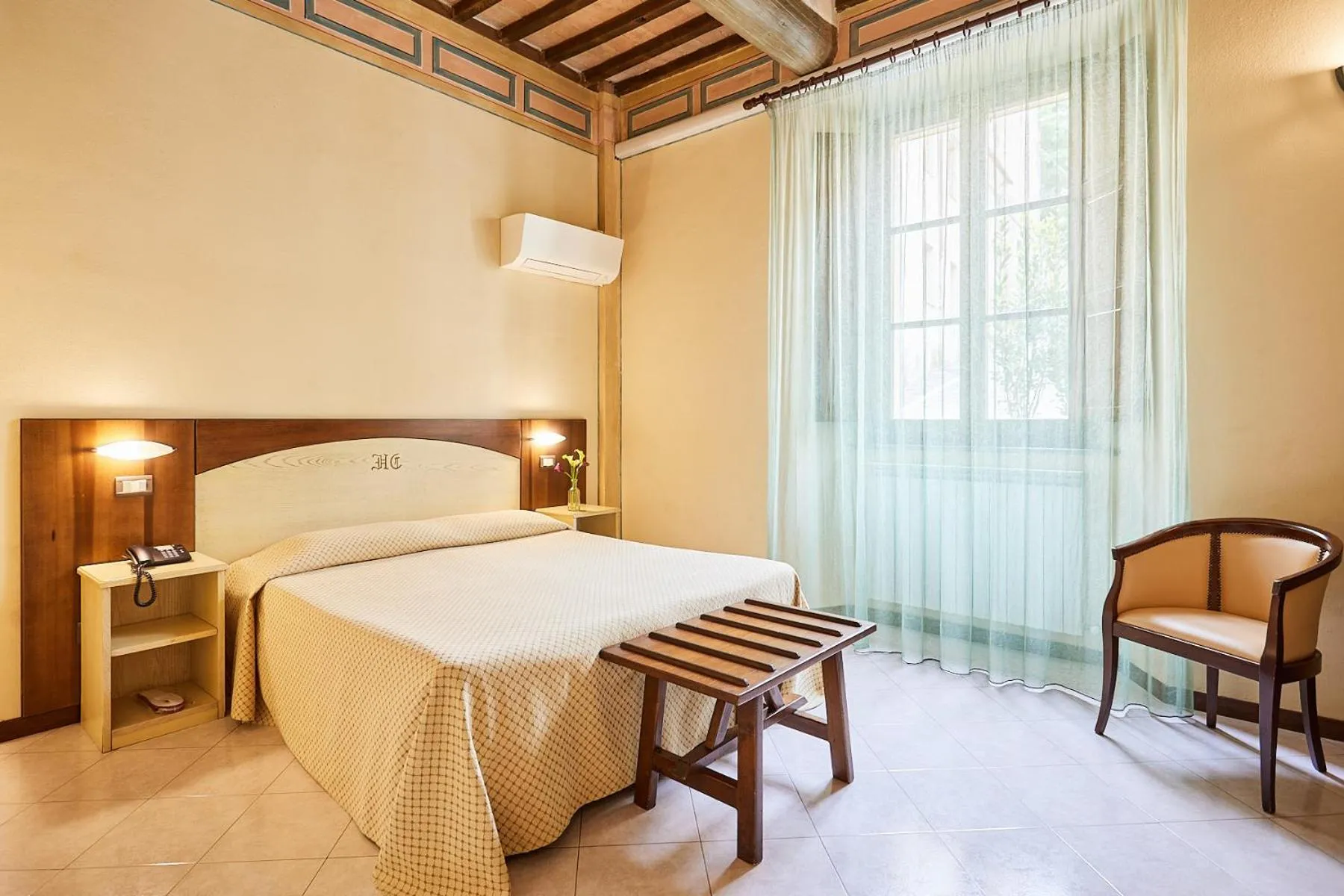 Bed in Hotel Dei Capitani