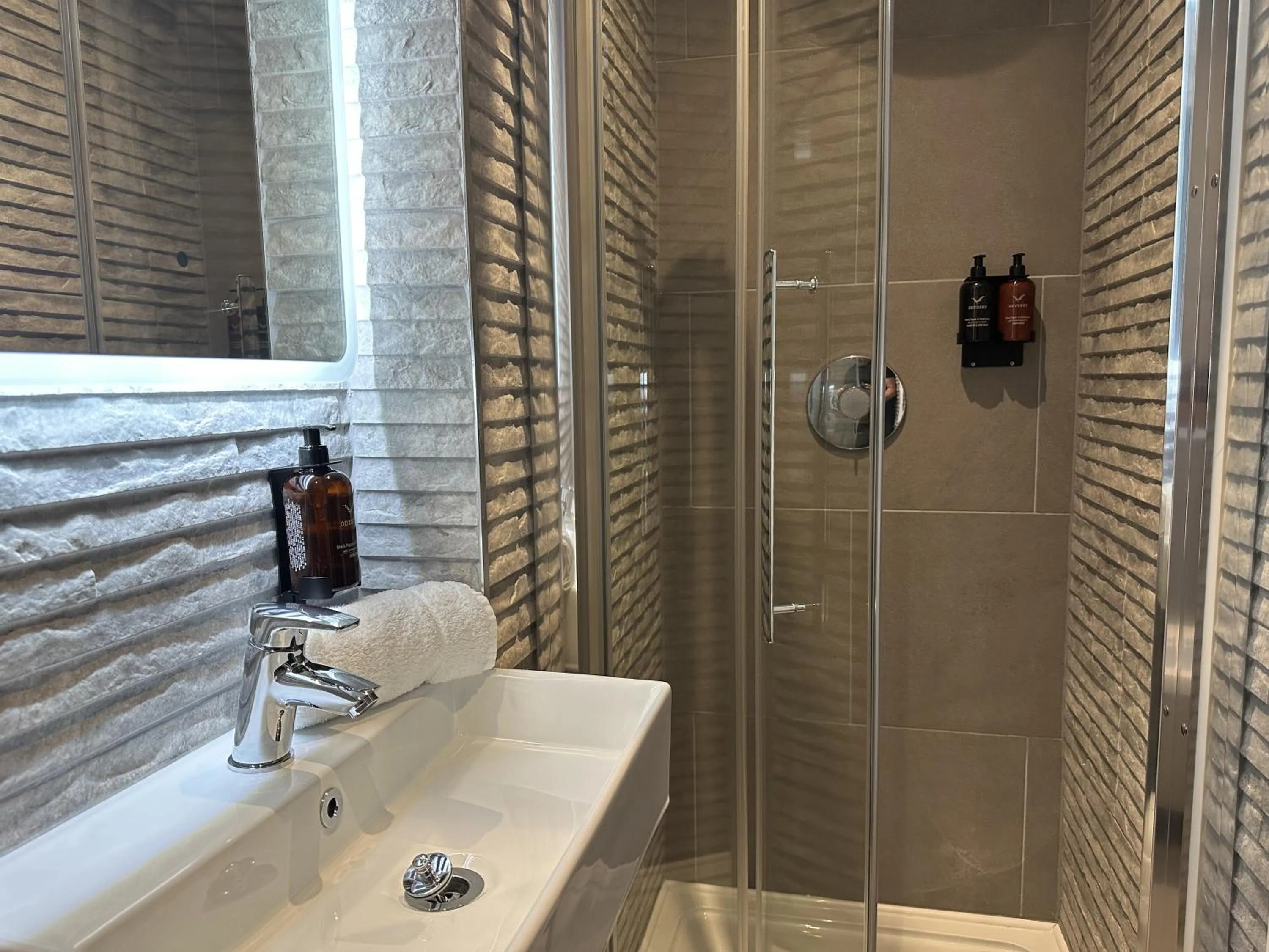 Bathroom in Central Studios