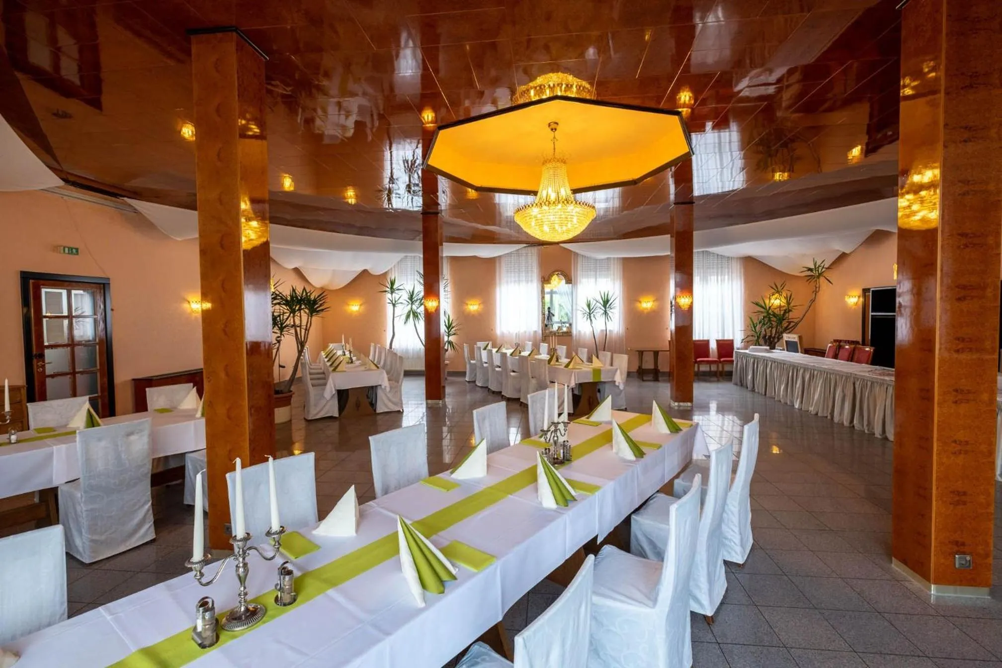 Restaurant/places to eat in Kraichtaler Hof