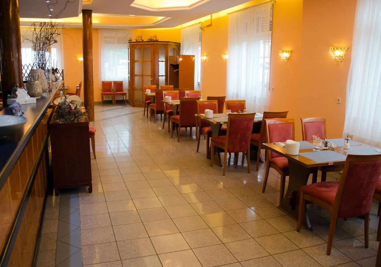 Buffet breakfast in Kraichtaler Hof