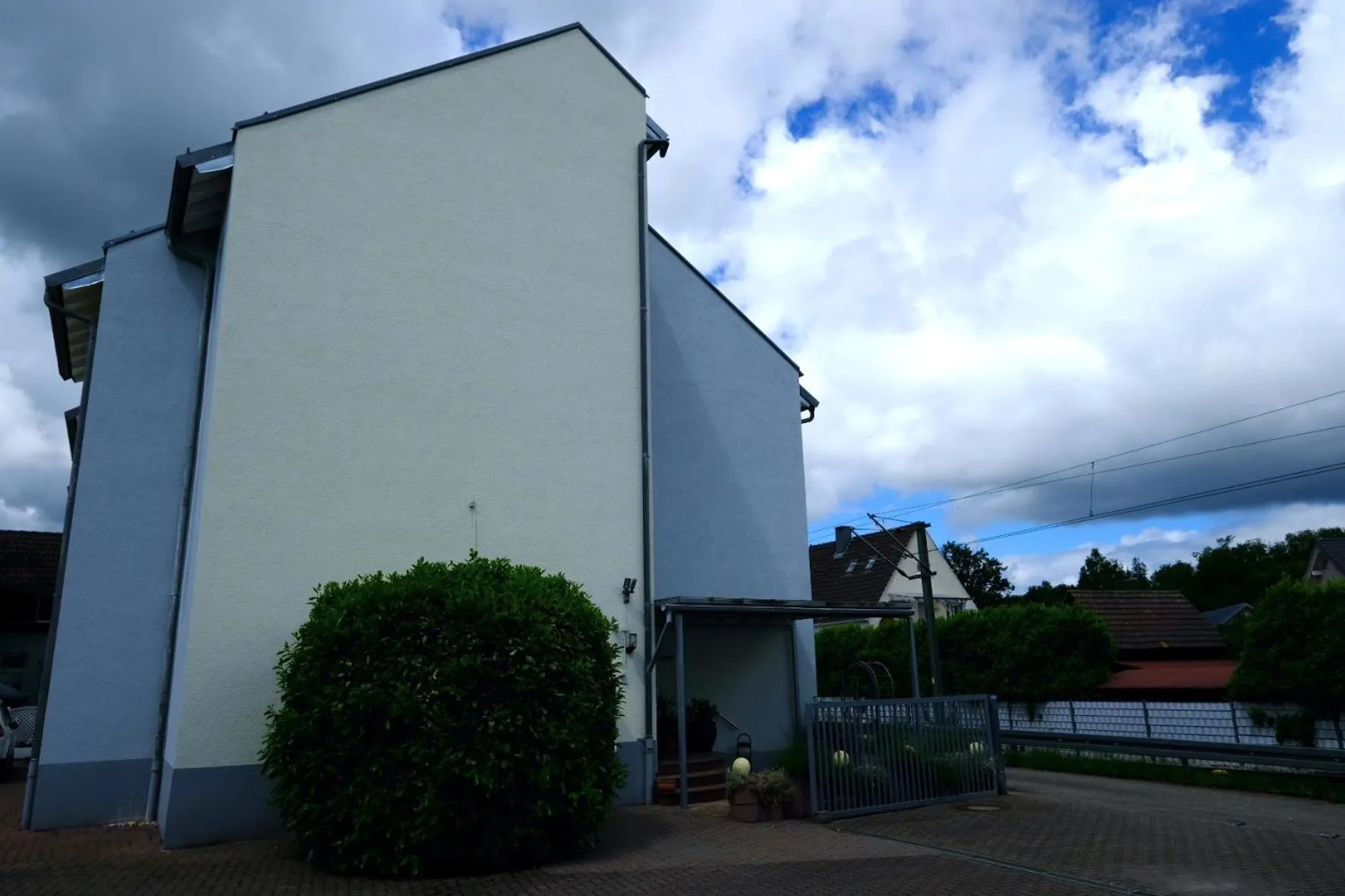 Property building in Kraichtaler Hof