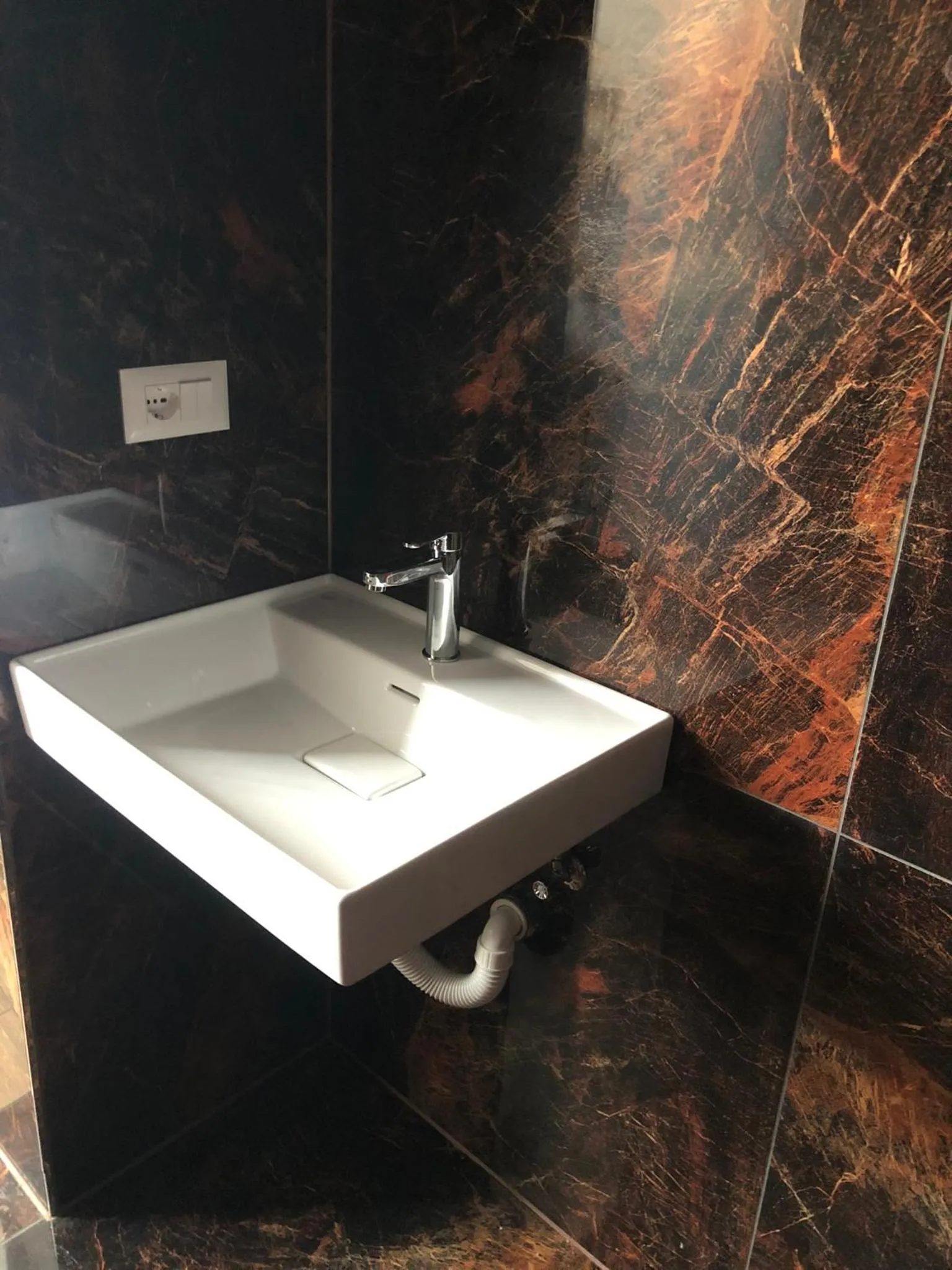 Bathroom in Kubi Hotel