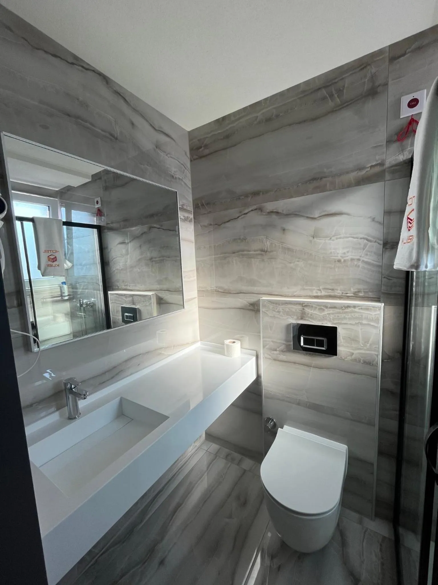 Shower in Kubi Hotel