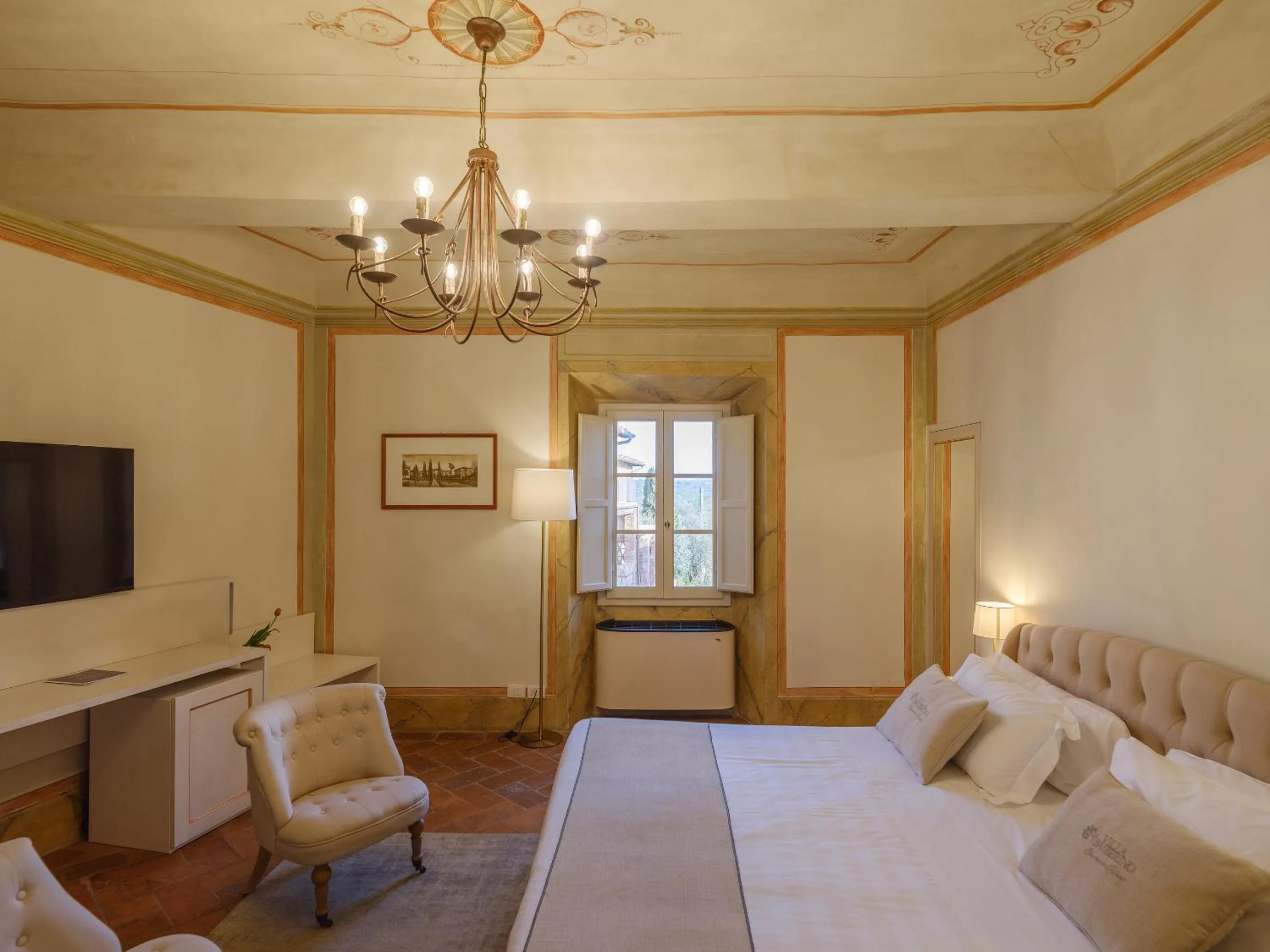 Bed in Villa Barberino