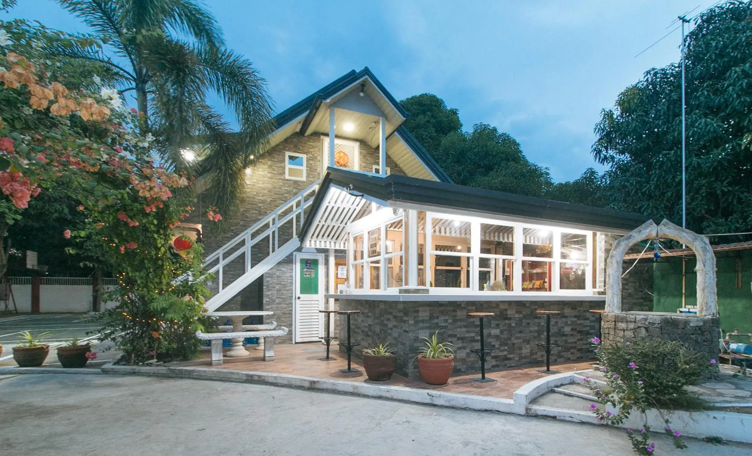 Property building in RedDoorz at Guimod Transient House Ilocos Sur Property building in RedDoorz at Guimod Transient House Ilocos Sur