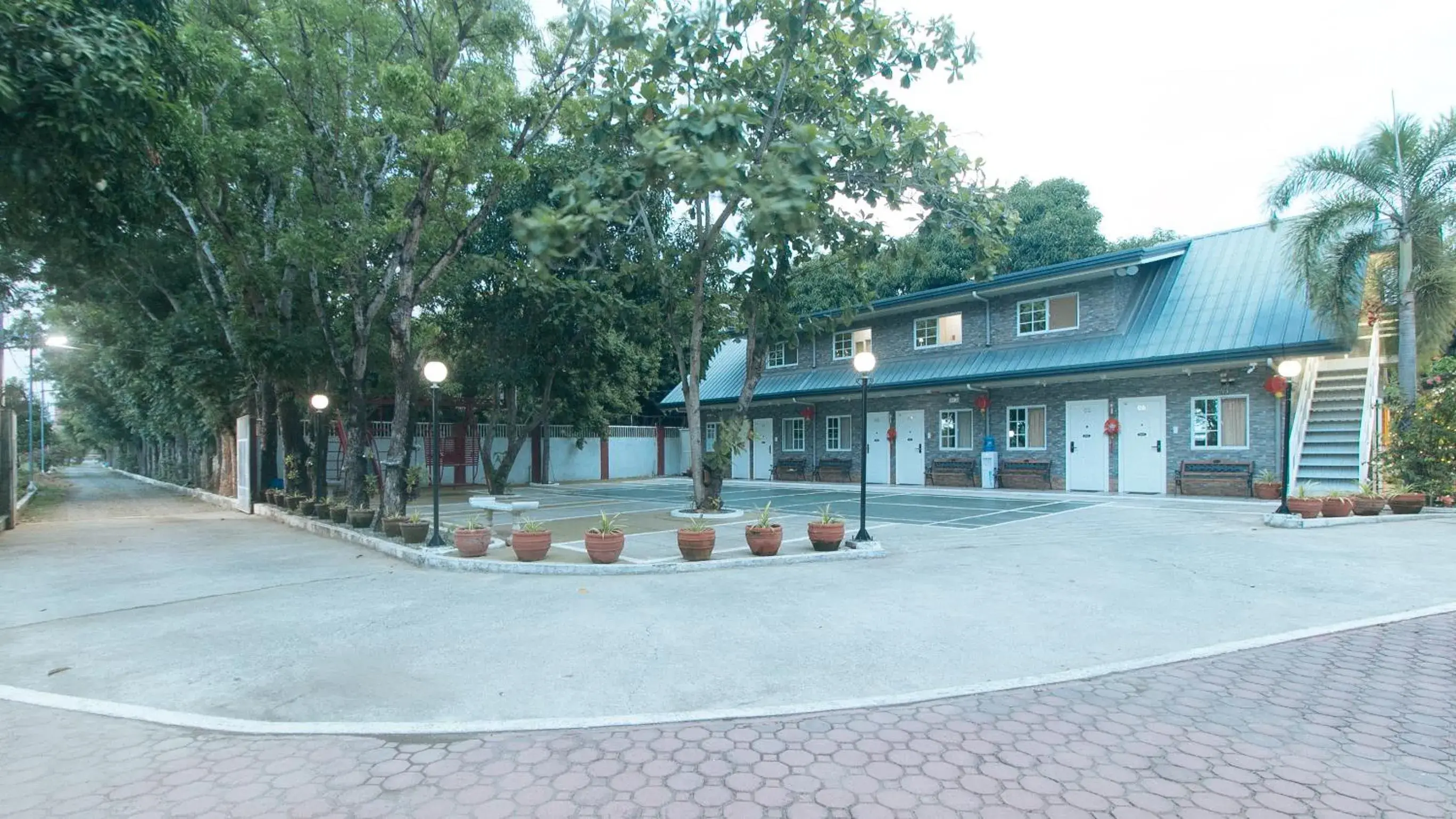 Property building in RedDoorz at Guimod Transient House Ilocos Sur Property building in RedDoorz at Guimod Transient House Ilocos Sur