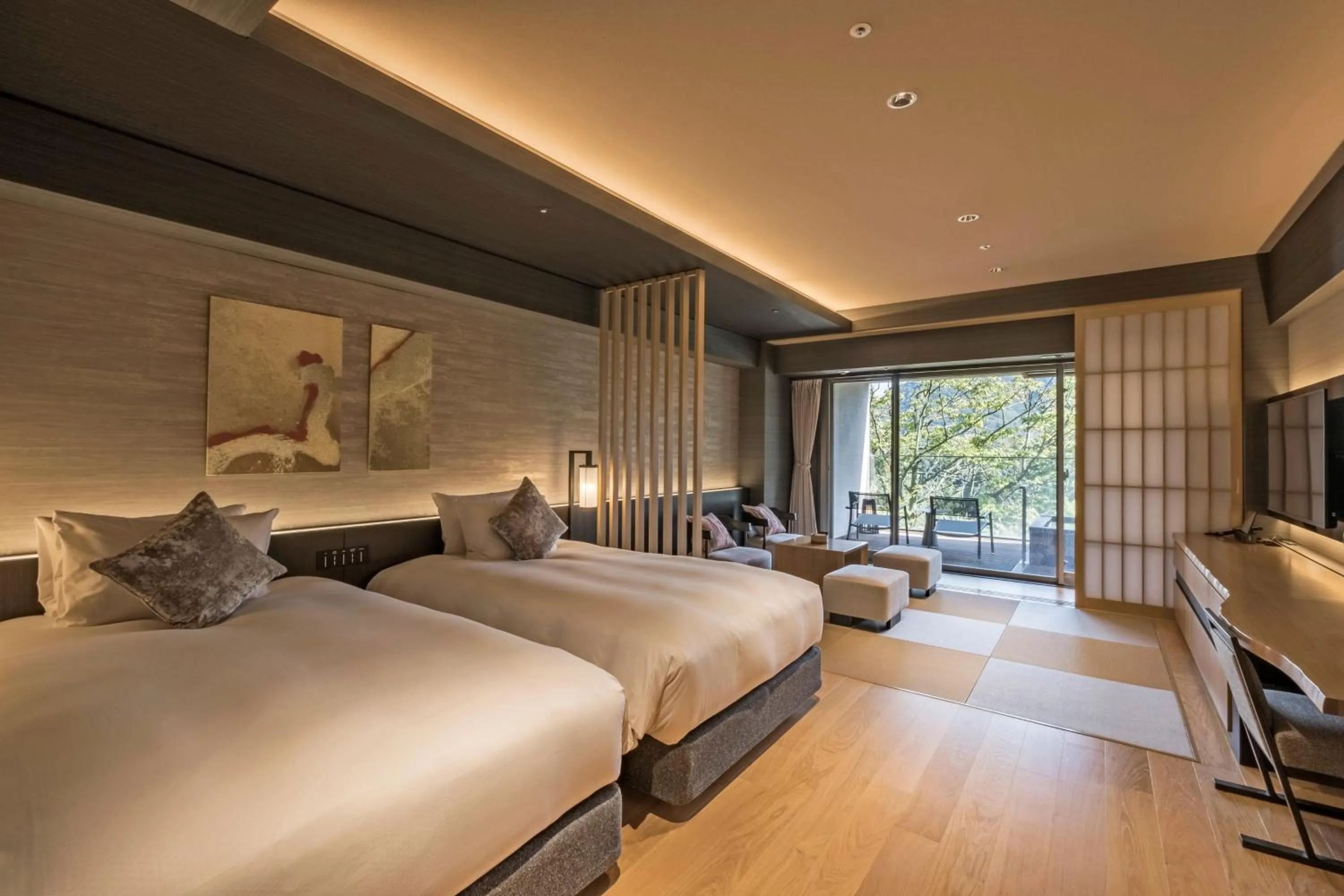Photo of the whole room, Bed in Hakone Gora KARAKU