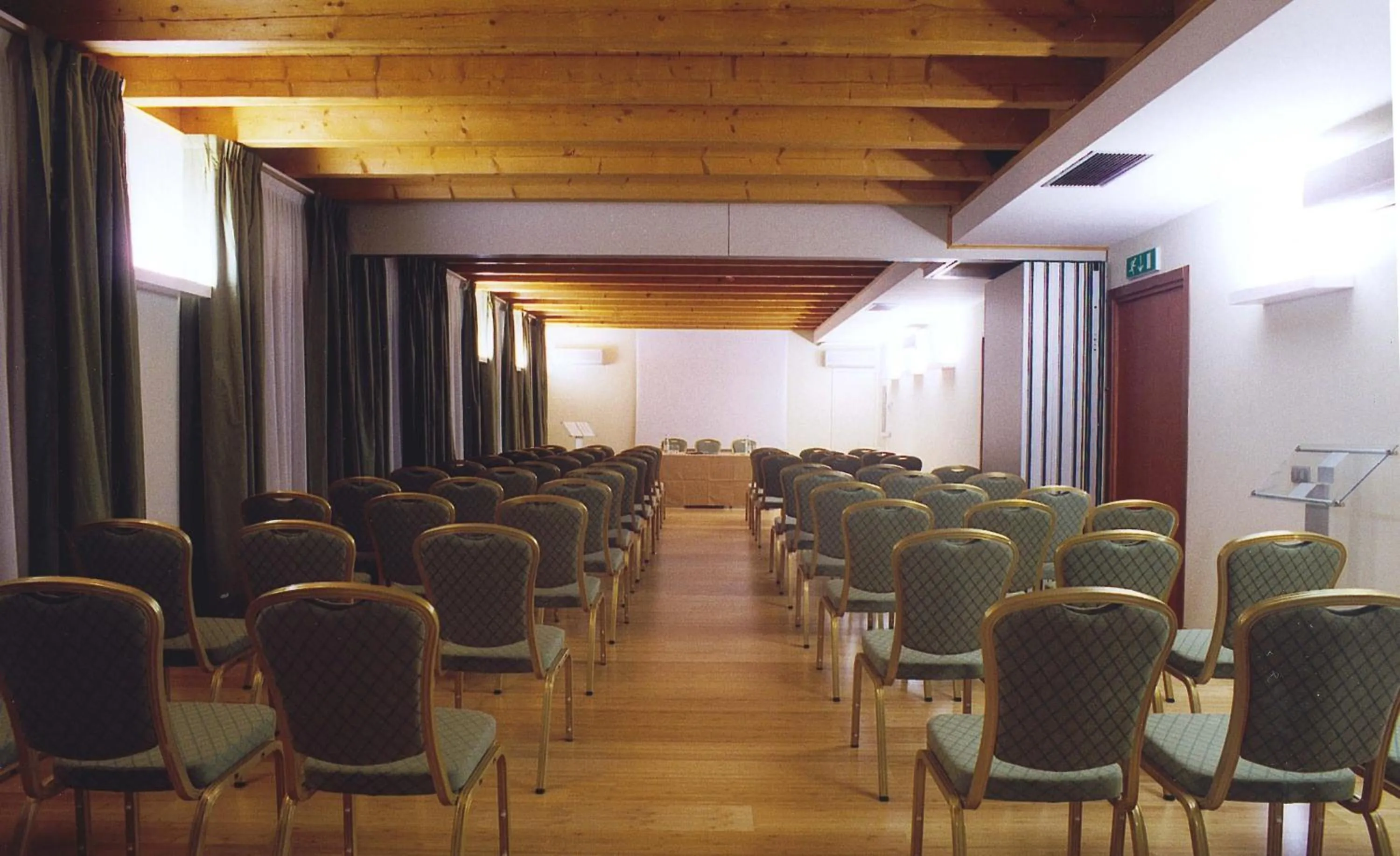 Business facilities in Hotel Della Torre 1850