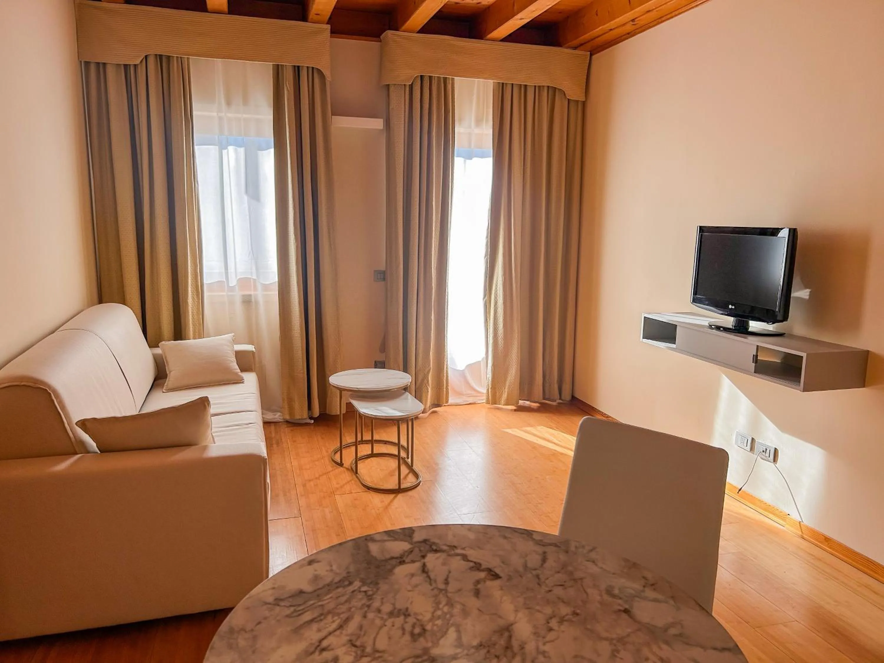 TV and multimedia in Hotel Della Torre 1850