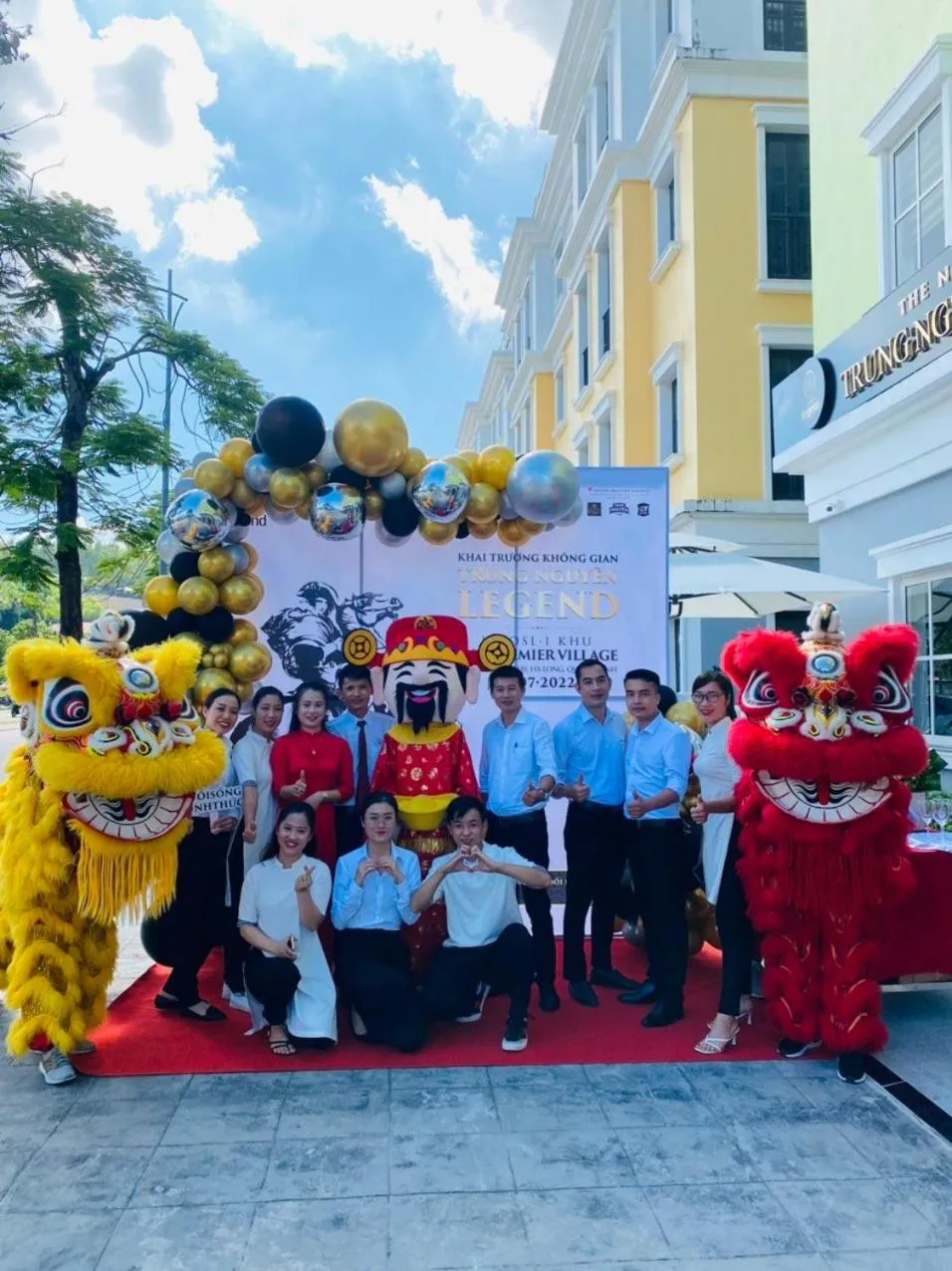 Restaurant/places to eat in INDOTEL HALONG HOTEL