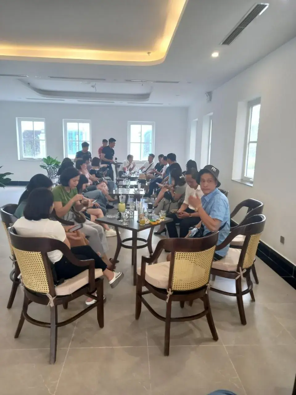 Restaurant/places to eat in INDOTEL HALONG HOTEL Restaurant/places to eat in INDOTEL HALONG HOTEL