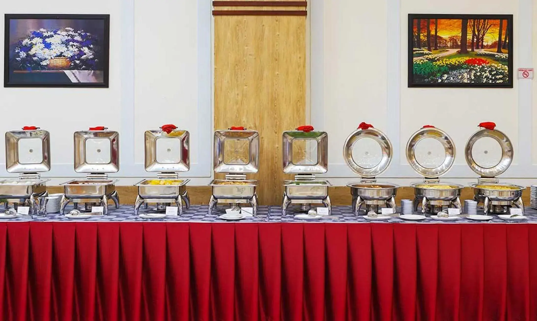 Restaurant/places to eat in T78 Hotel Managed by Nha khach T78 Restaurant/places to eat in T78 Hotel Managed by Nha khach T78