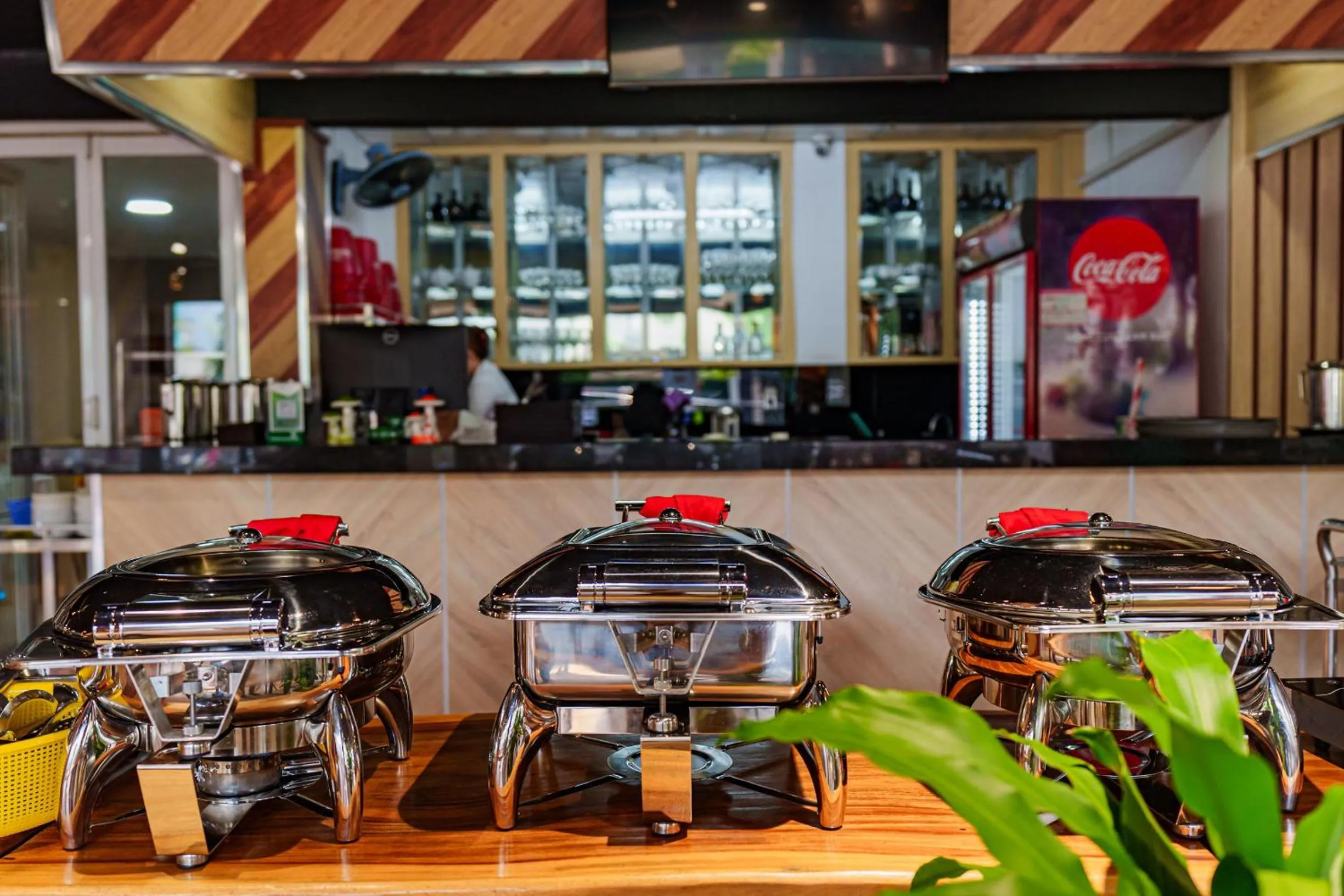 Restaurant/places to eat in T78 Hotel Managed by Nha khach T78