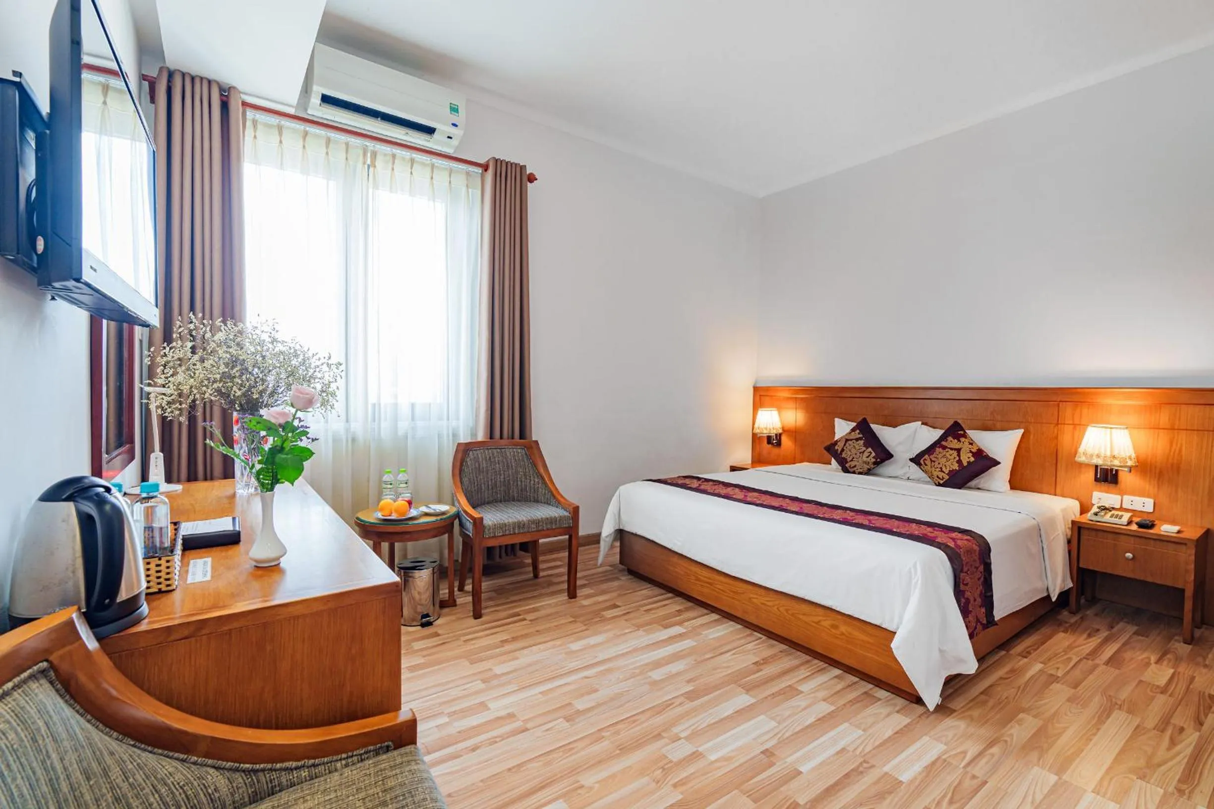 Bedroom, Bed in T78 Hotel Managed by Nha khach T78