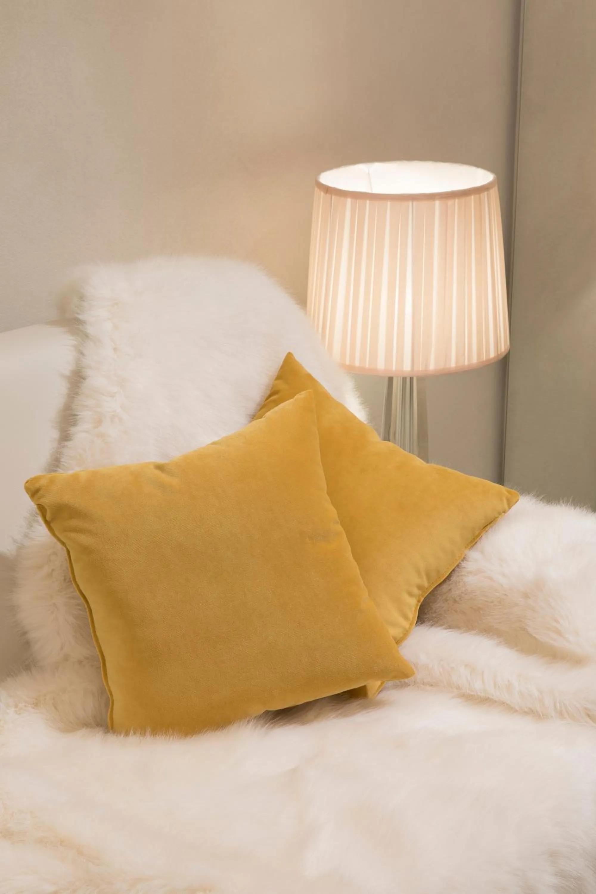 Decorative detail, Bed in Palazzo Nainer