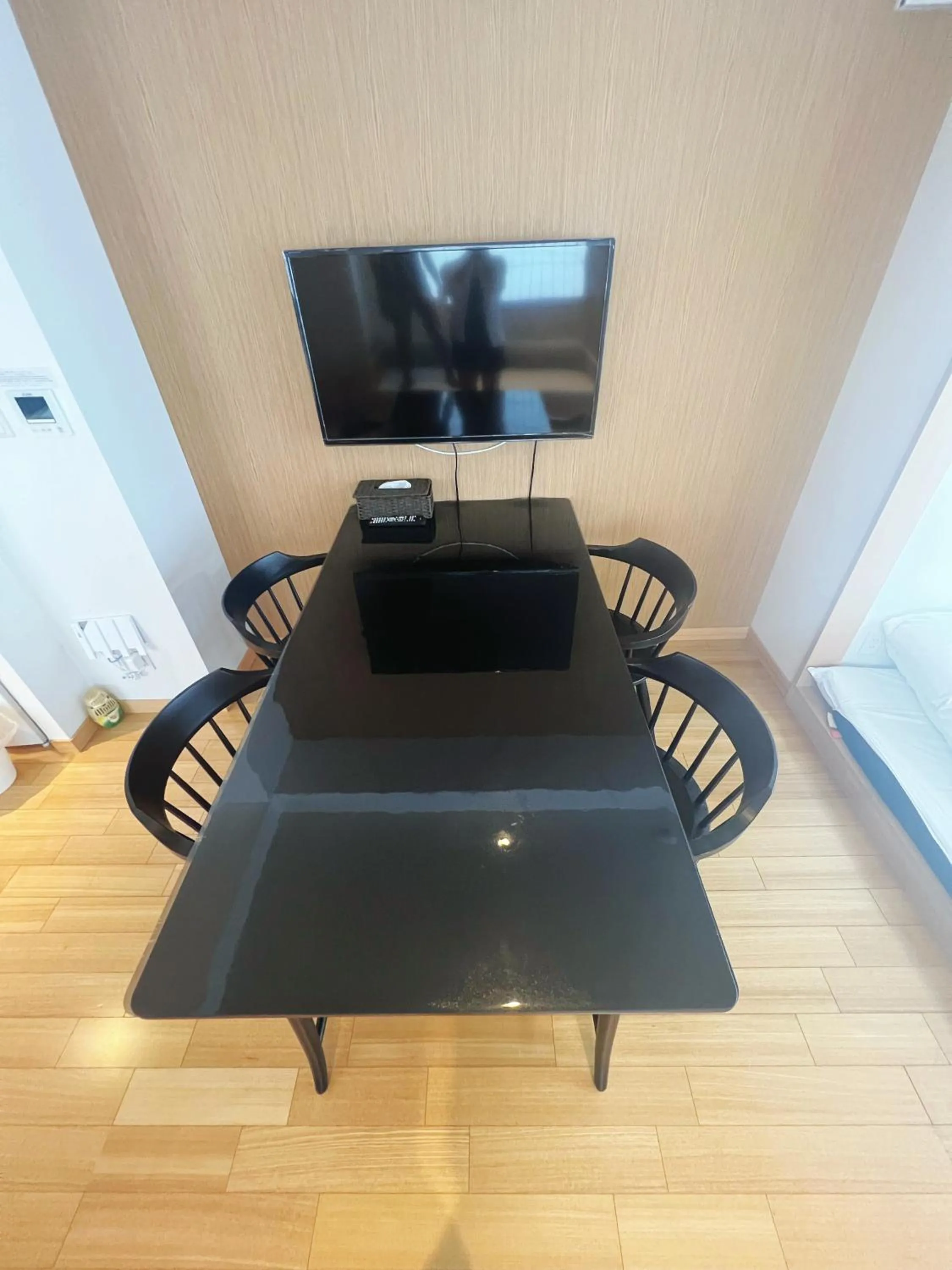 Photo of the whole room in Nplus Tokyo Akihabara Premium