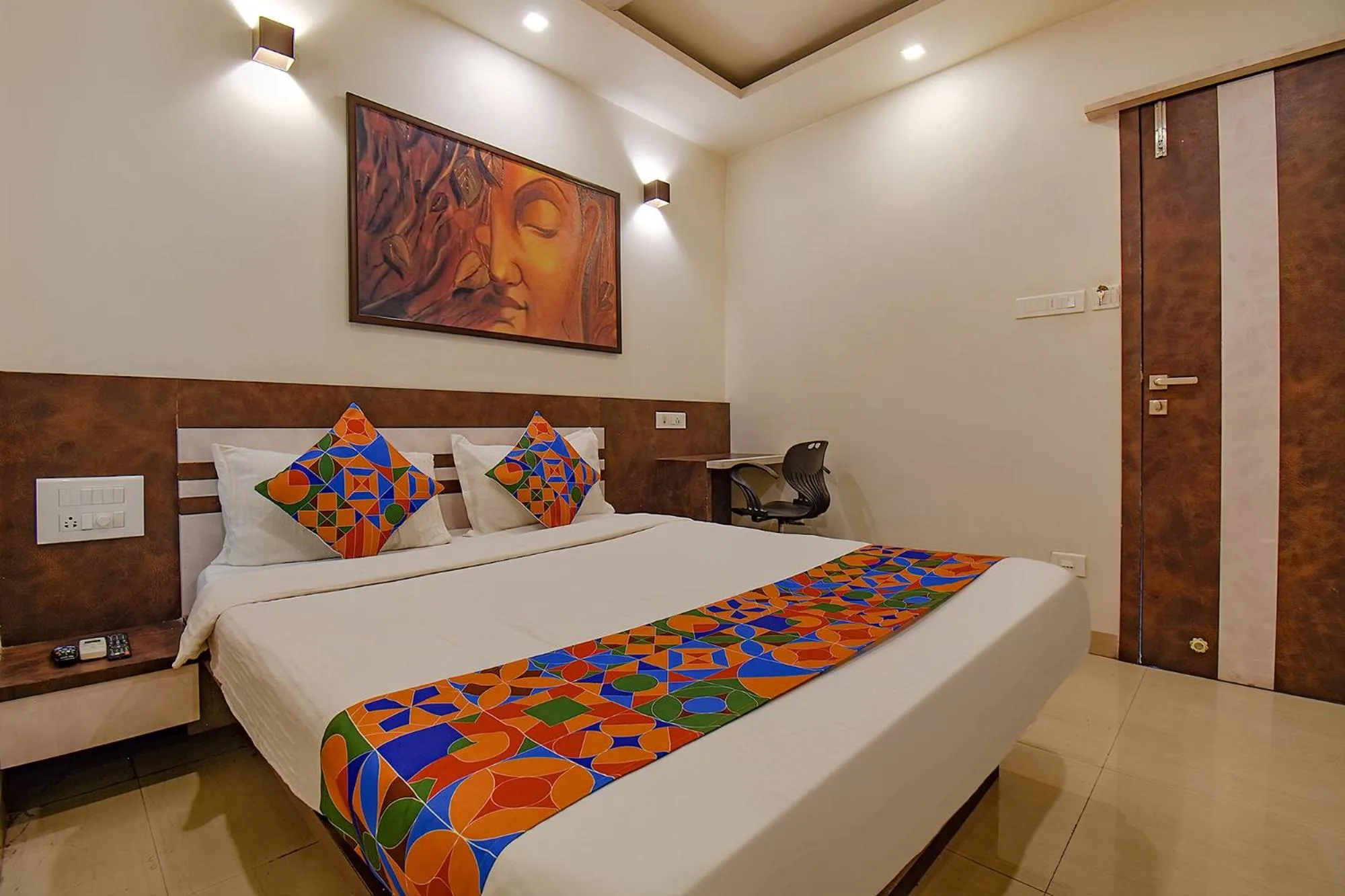 Photo of the whole room, Bed in FabHotel Royce Studio Apartments - Nr Pune International Airport