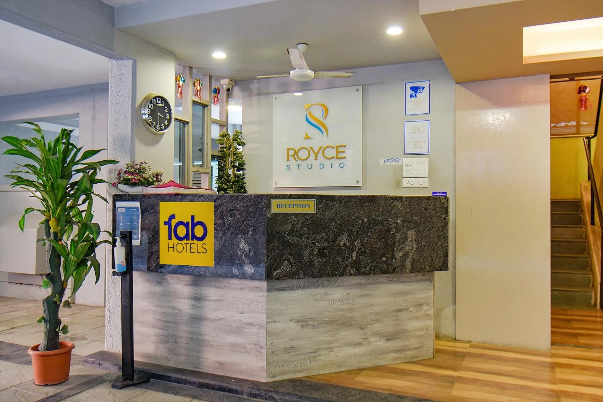 Lobby or reception in FabHotel Royce Studio Apartments - Nr Pune International Airport