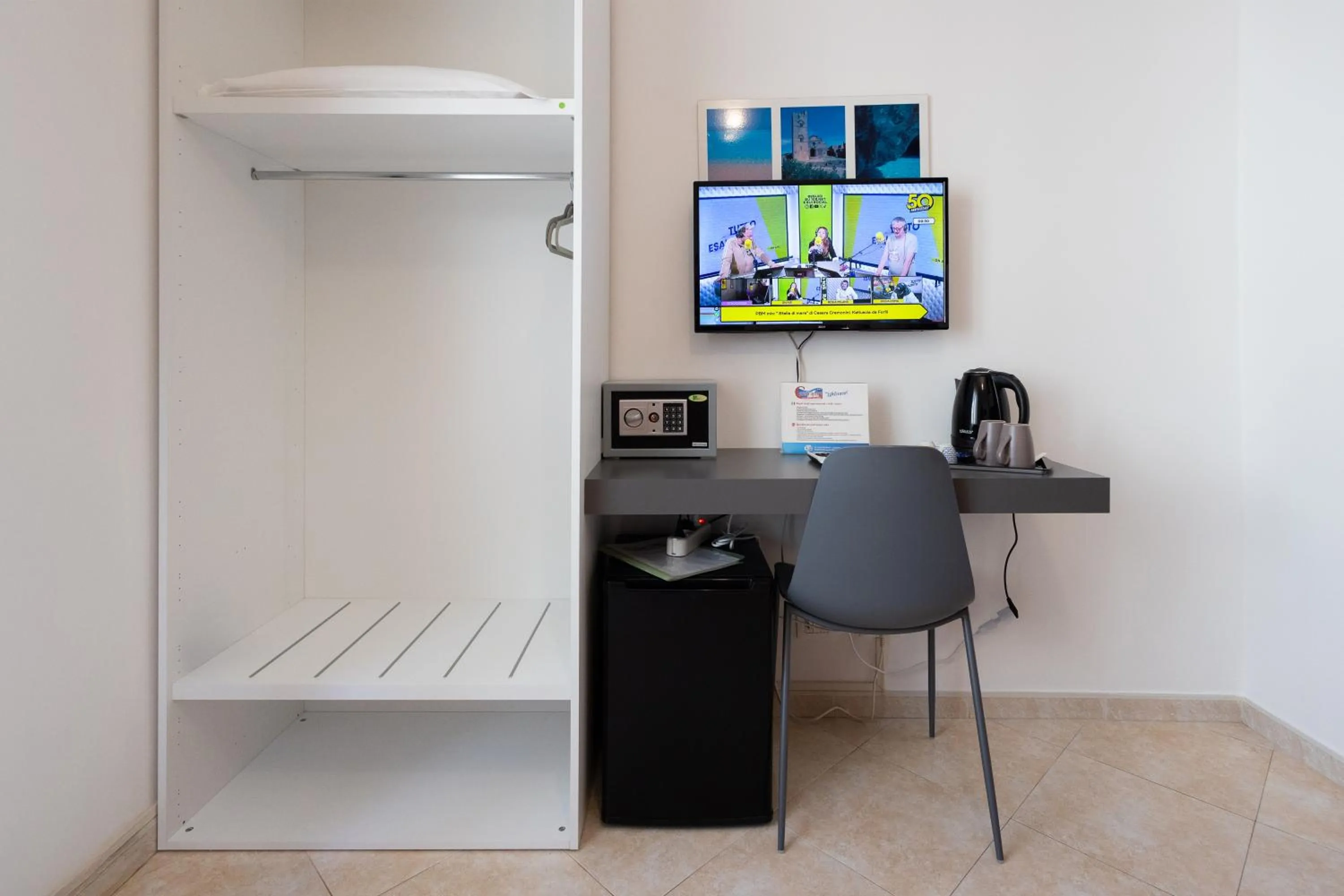 Photo of the whole room in CasaTrapani