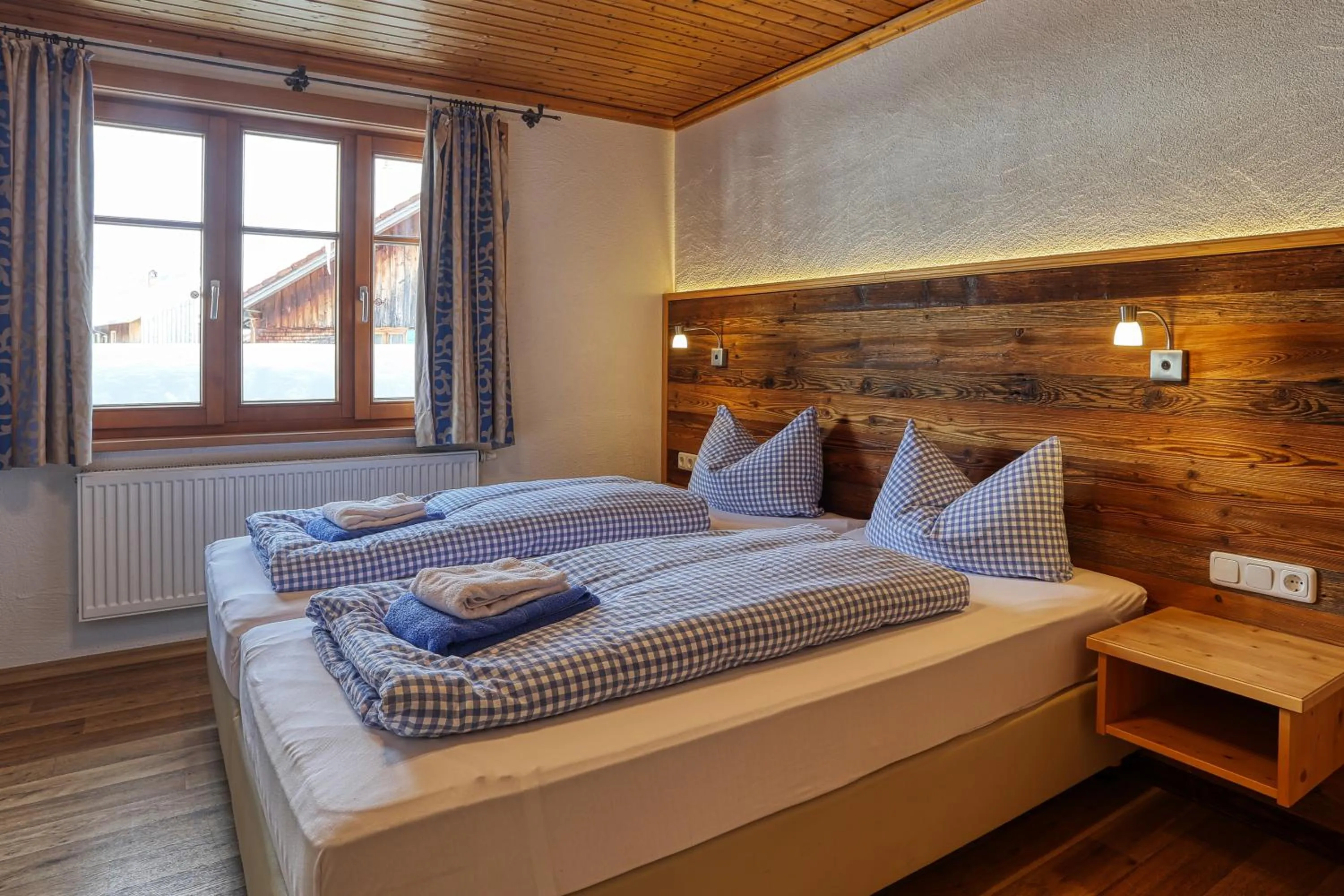 Bed in Berggasthof Sonne Allgäu