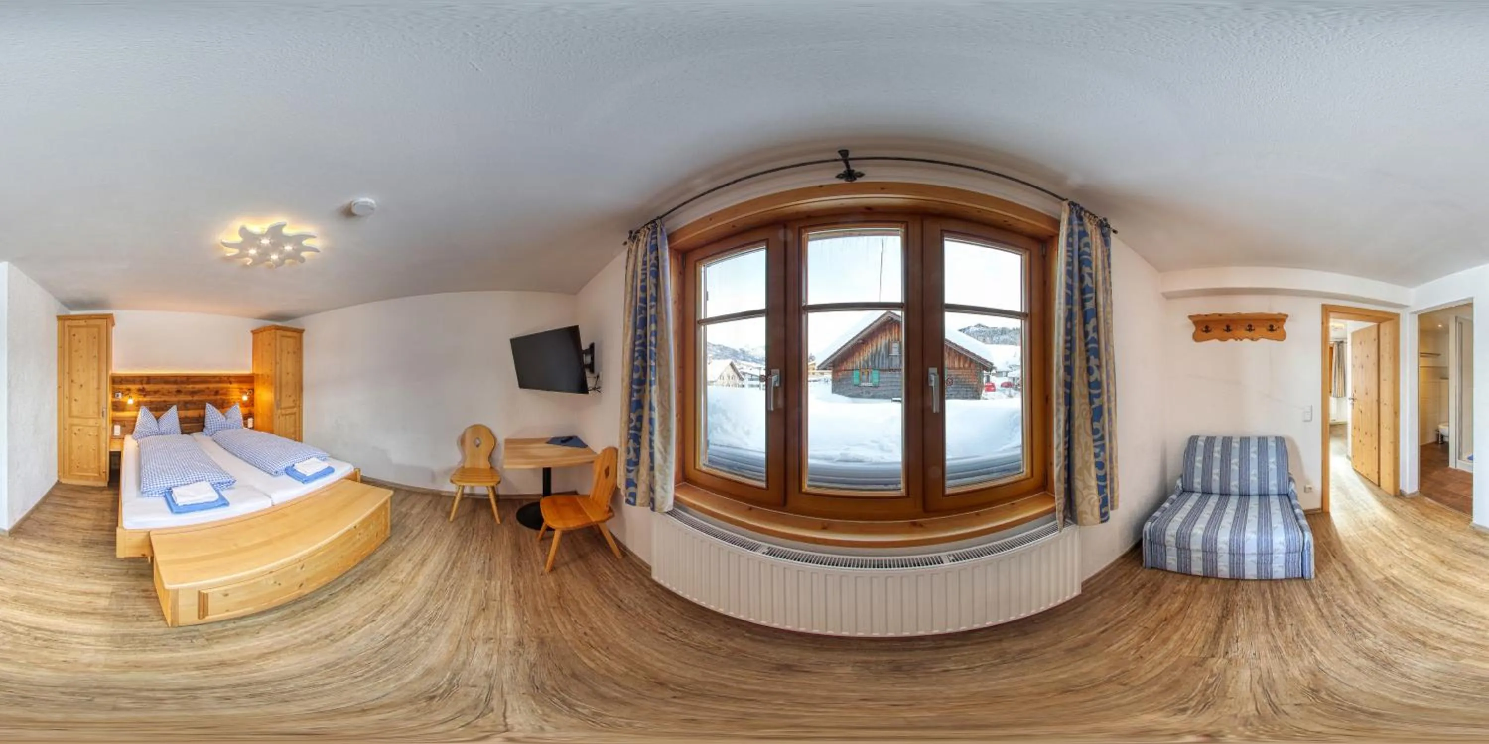 Bed in Berggasthof Sonne Allgäu