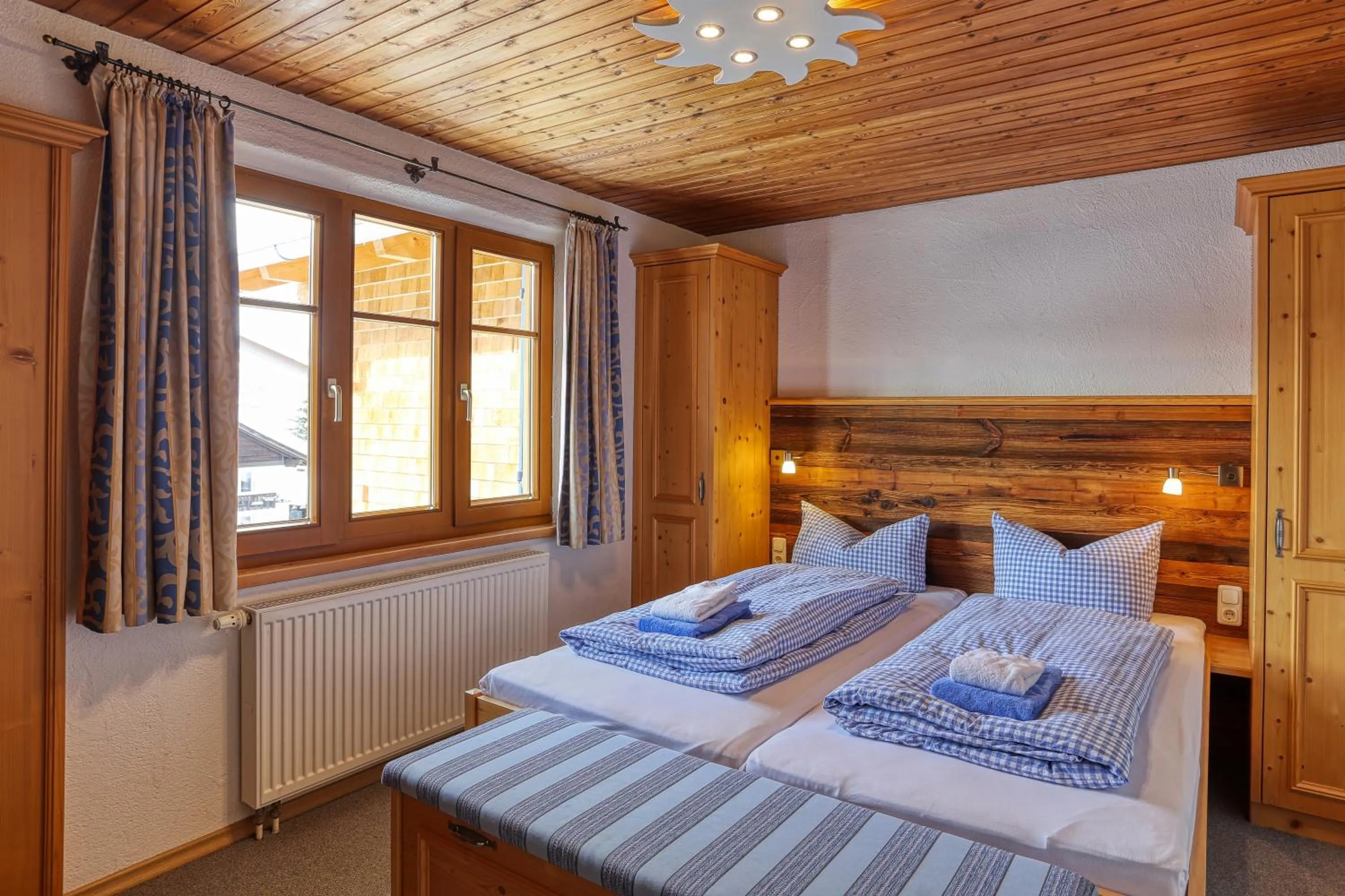 Photo of the whole room, Bed in Berggasthof Sonne Allgäu