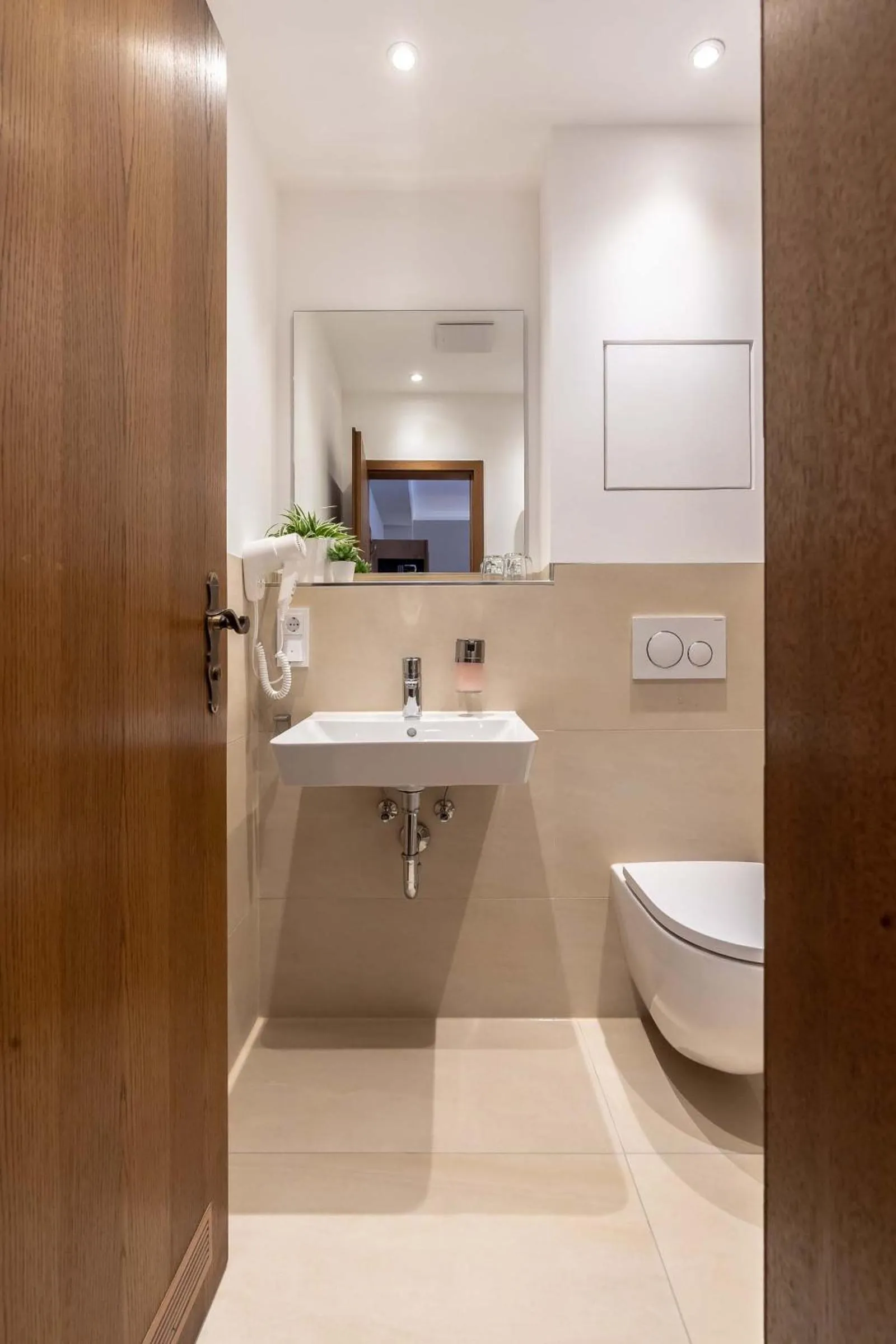 Toilet in Hotel & Restaurant Ritter Jörg