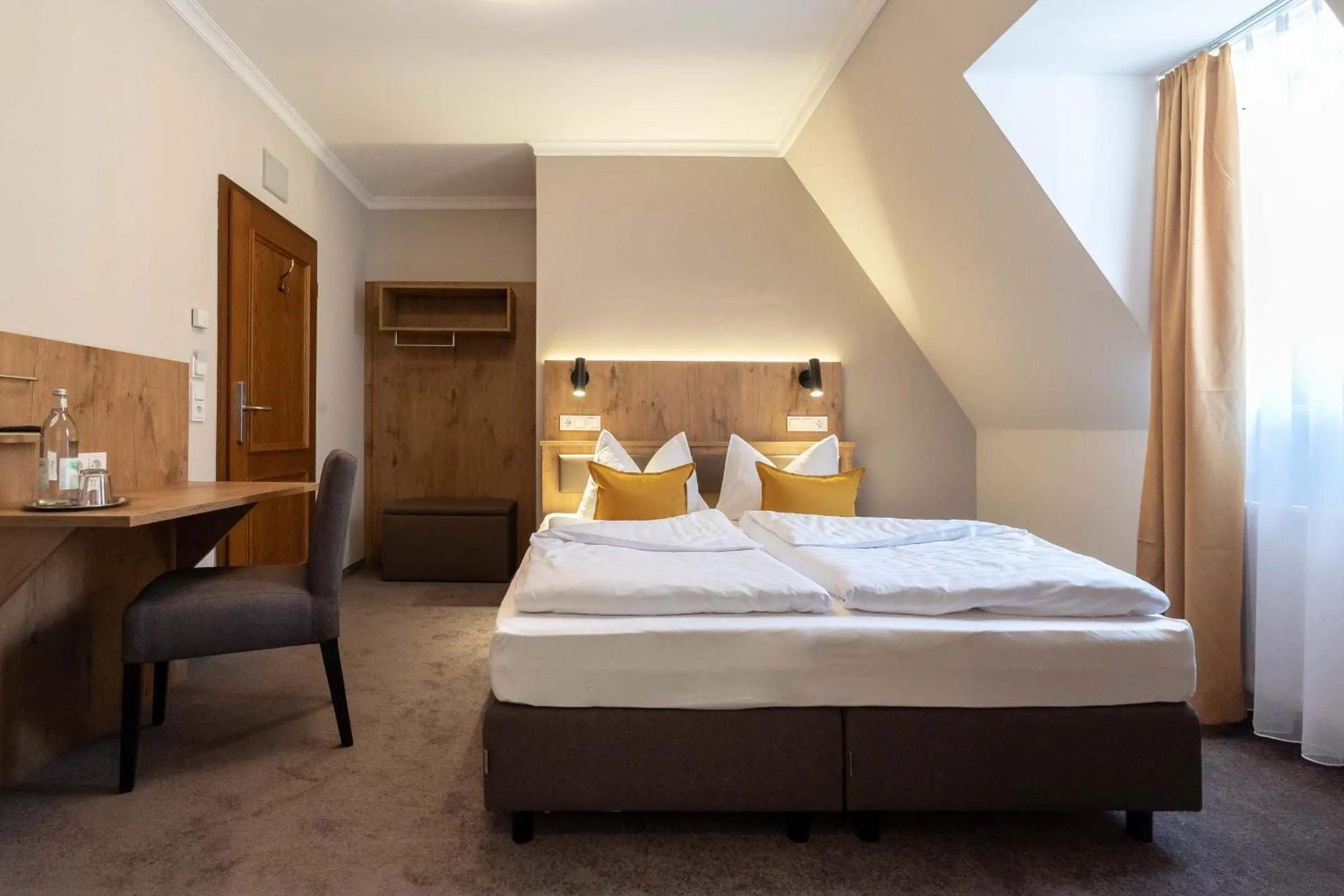 Bed in Hotel & Restaurant Ritter Jörg