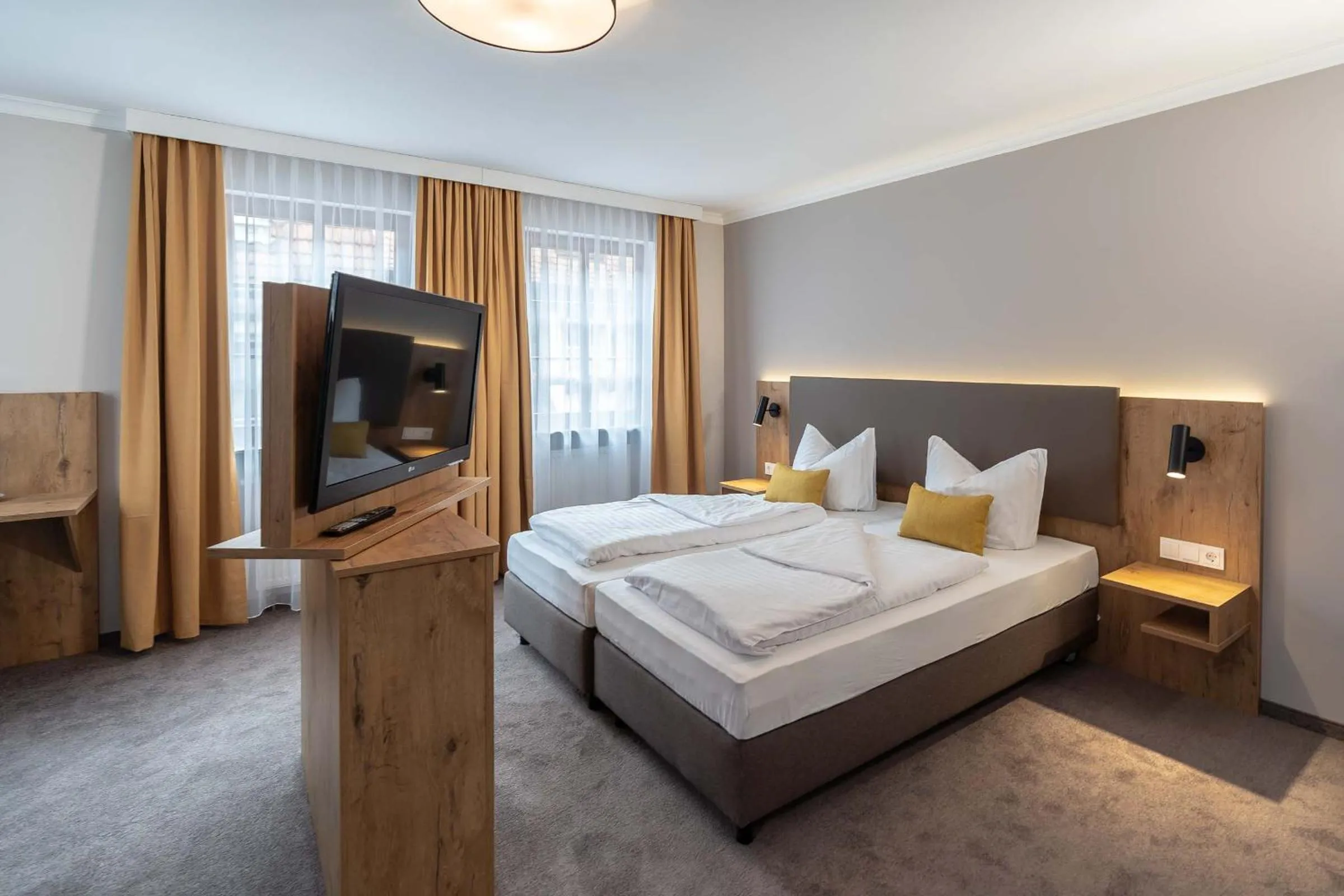 Photo of the whole room, Bed in Hotel & Restaurant Ritter Jörg