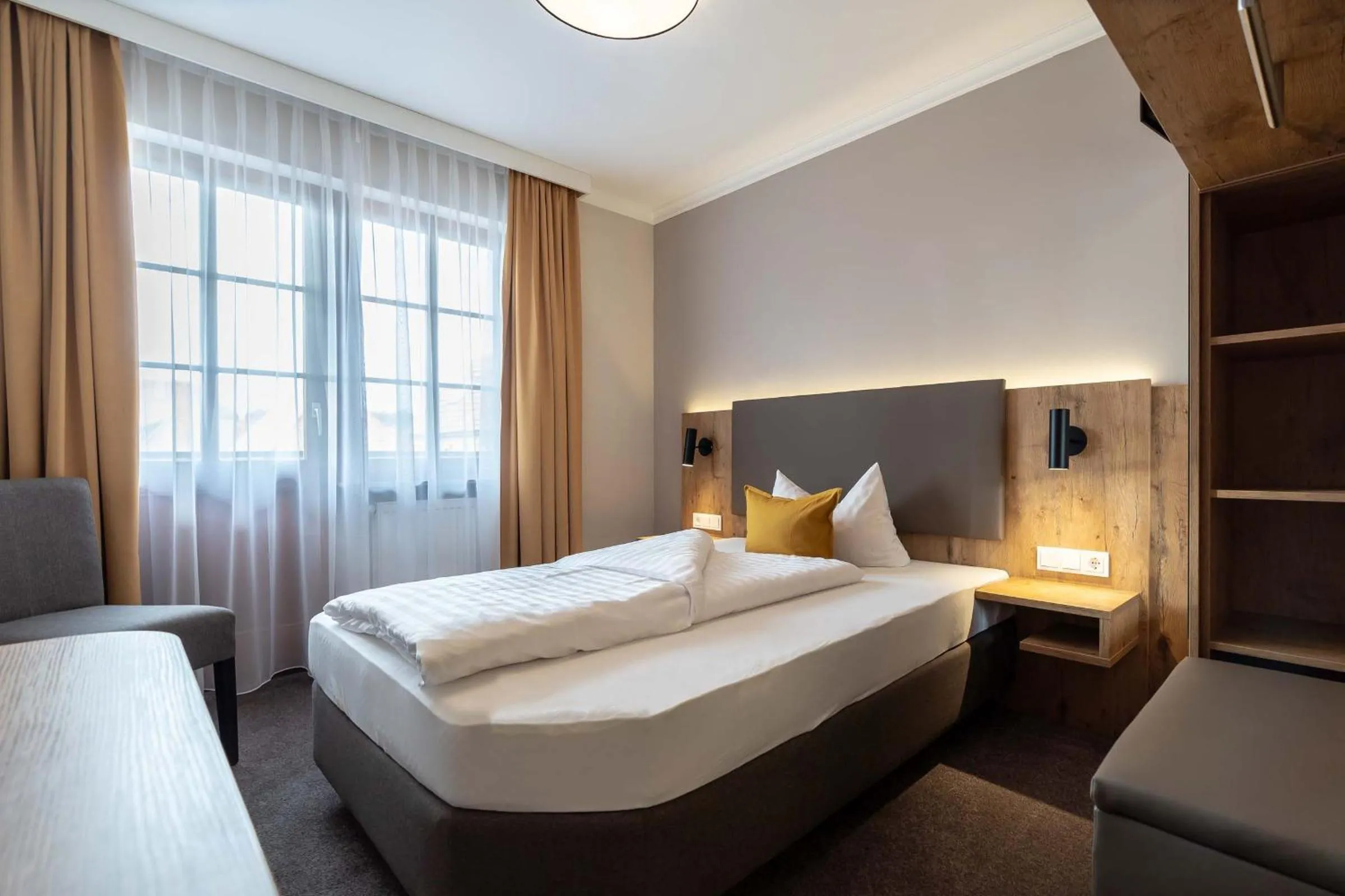 Bed in Hotel & Restaurant Ritter Jörg