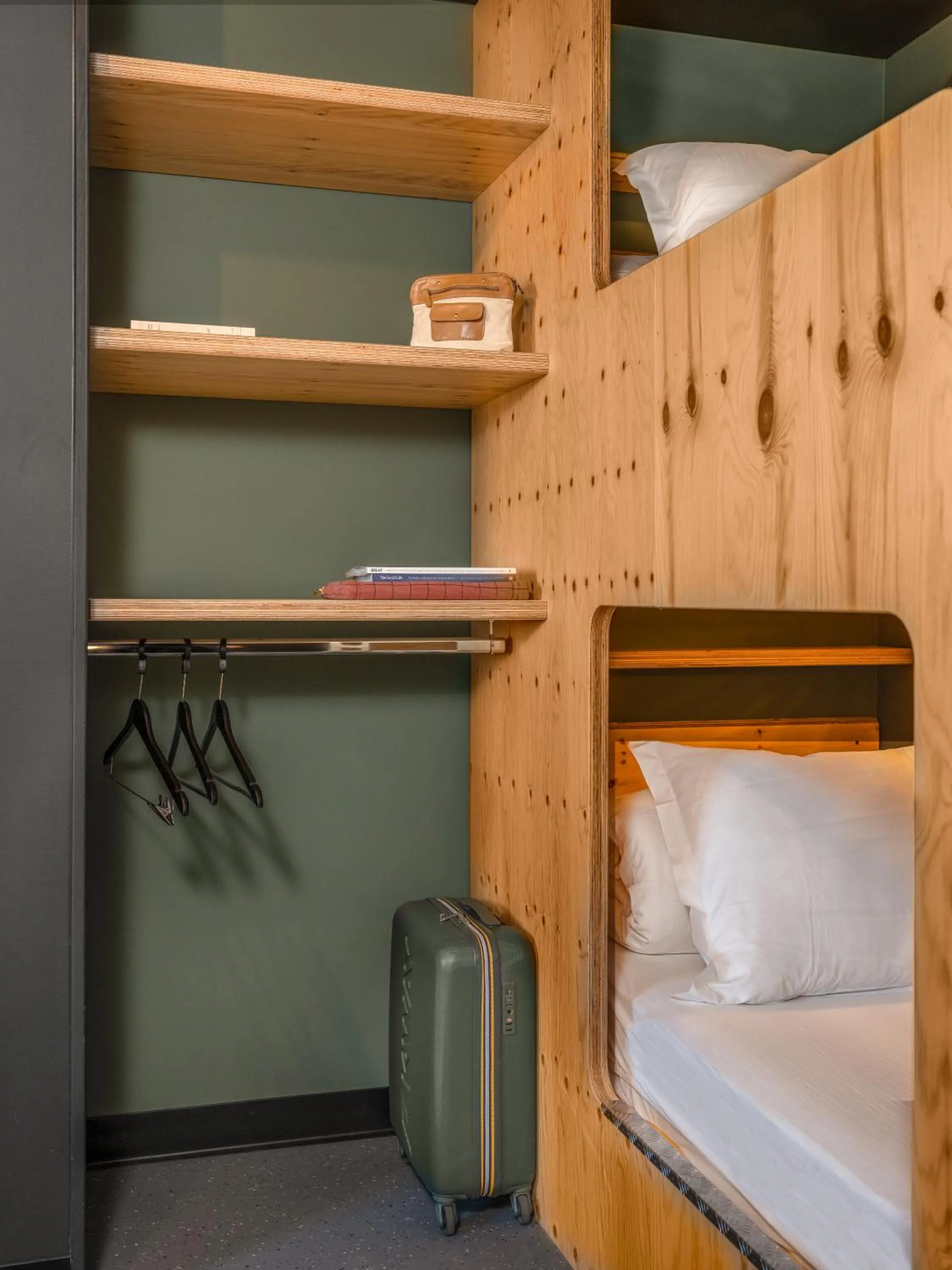 Bed in Eklo Hotels Lyon