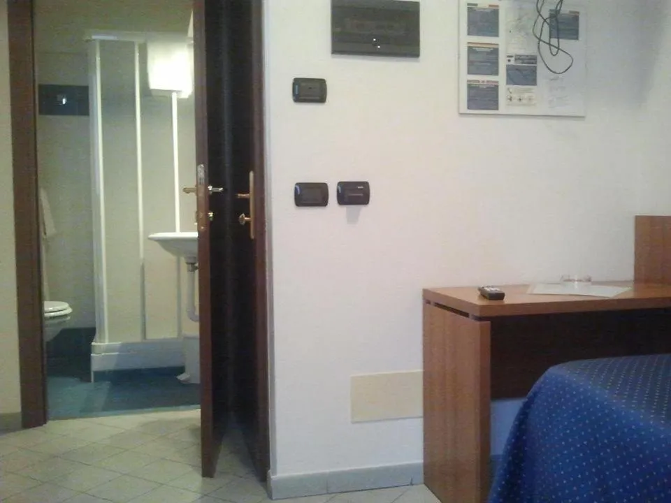 Shower in Hotel Rezia