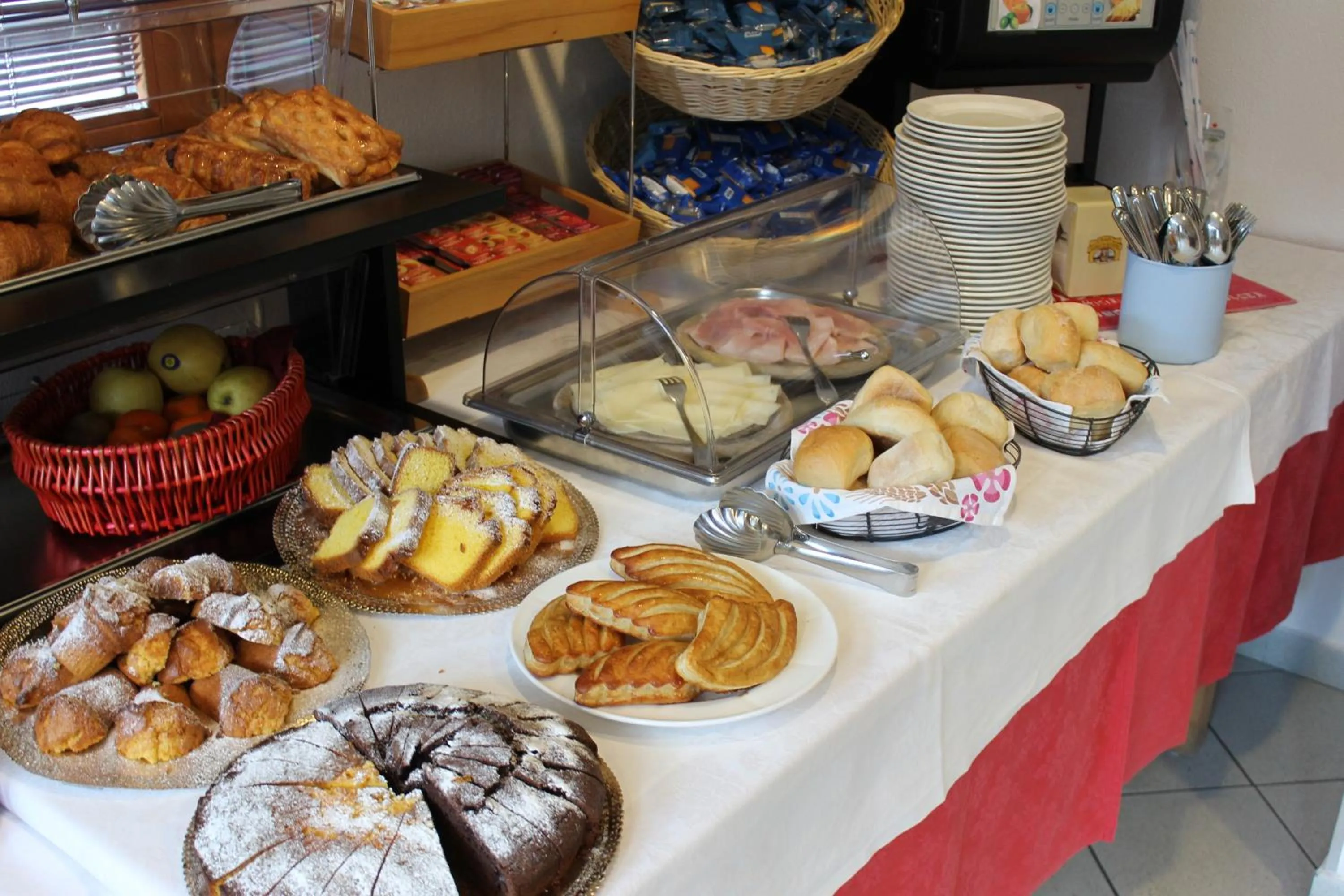 Restaurant/places to eat in Hotel Rezia