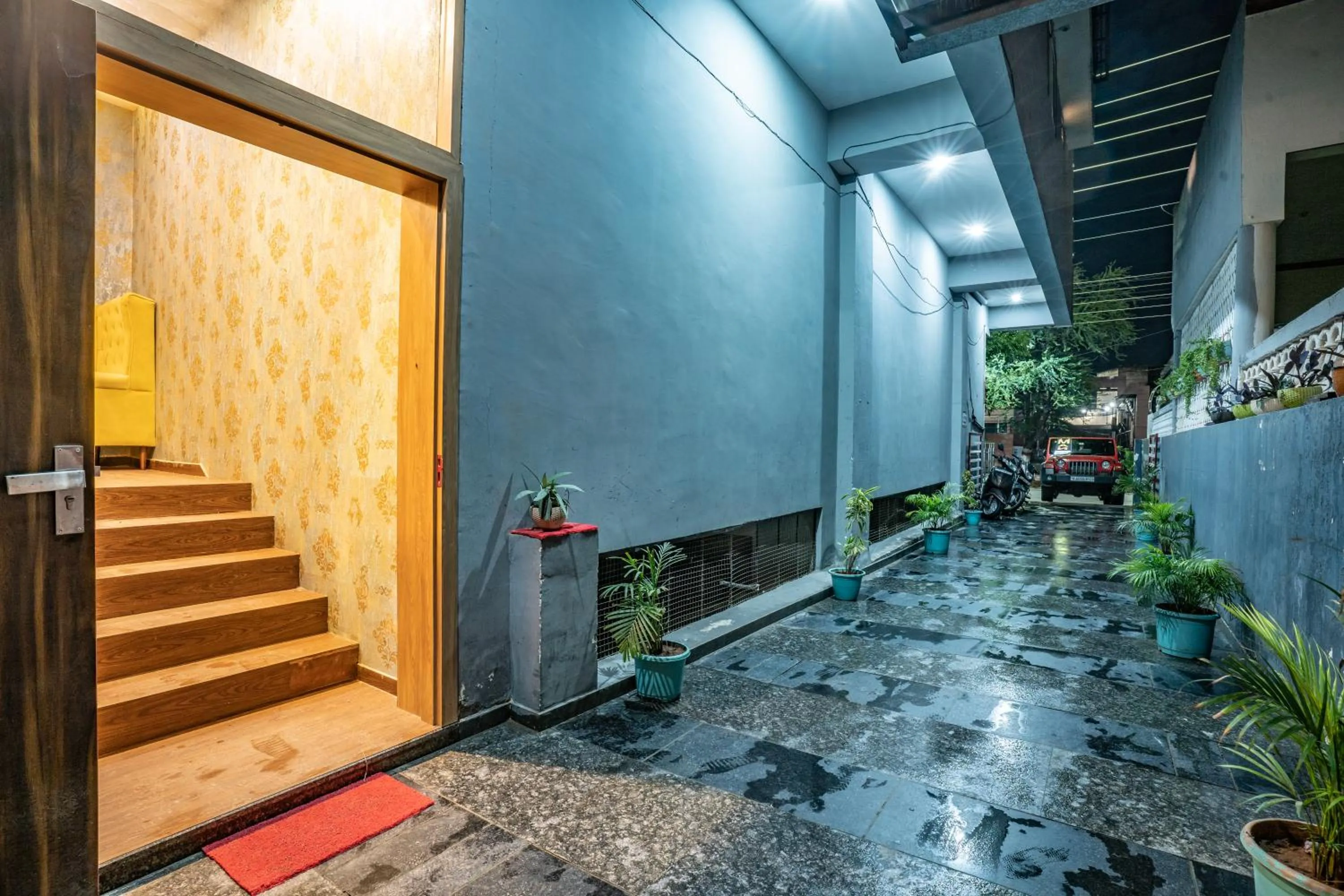 Parking in Hotel Naman