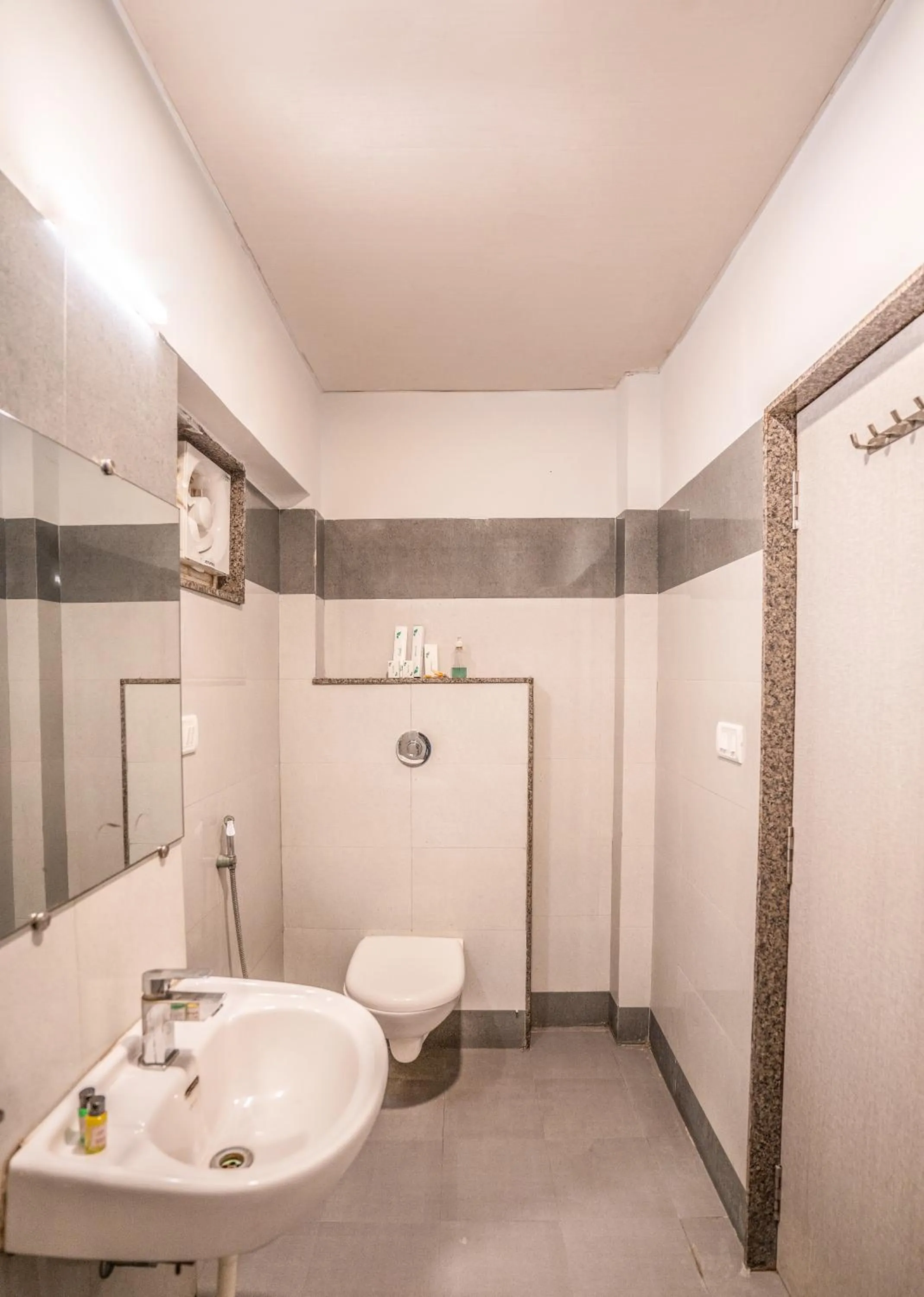 Toilet in Hotel Naman